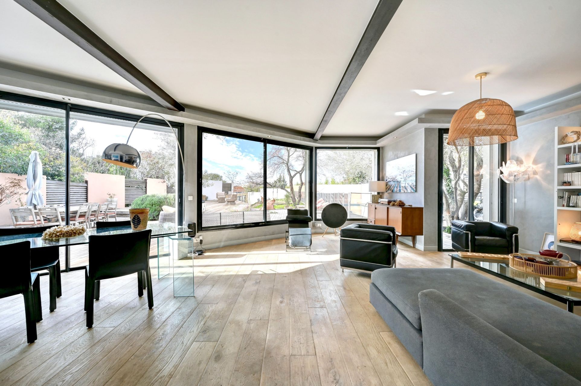 maison de luxe 10 Pièces en vente sur MARSEILLE (13012)