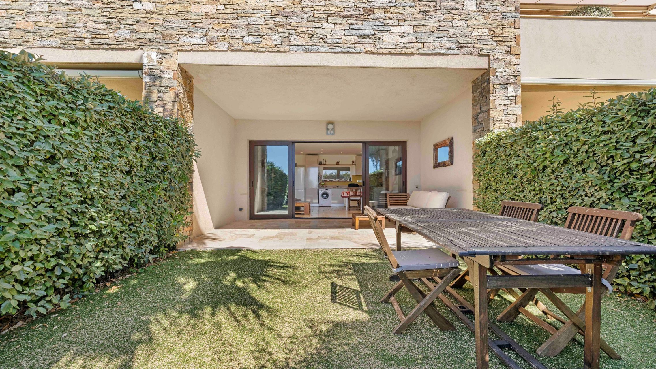 appartement de luxe 3 Pièces en vente sur LES ISSAMBRES (83380)