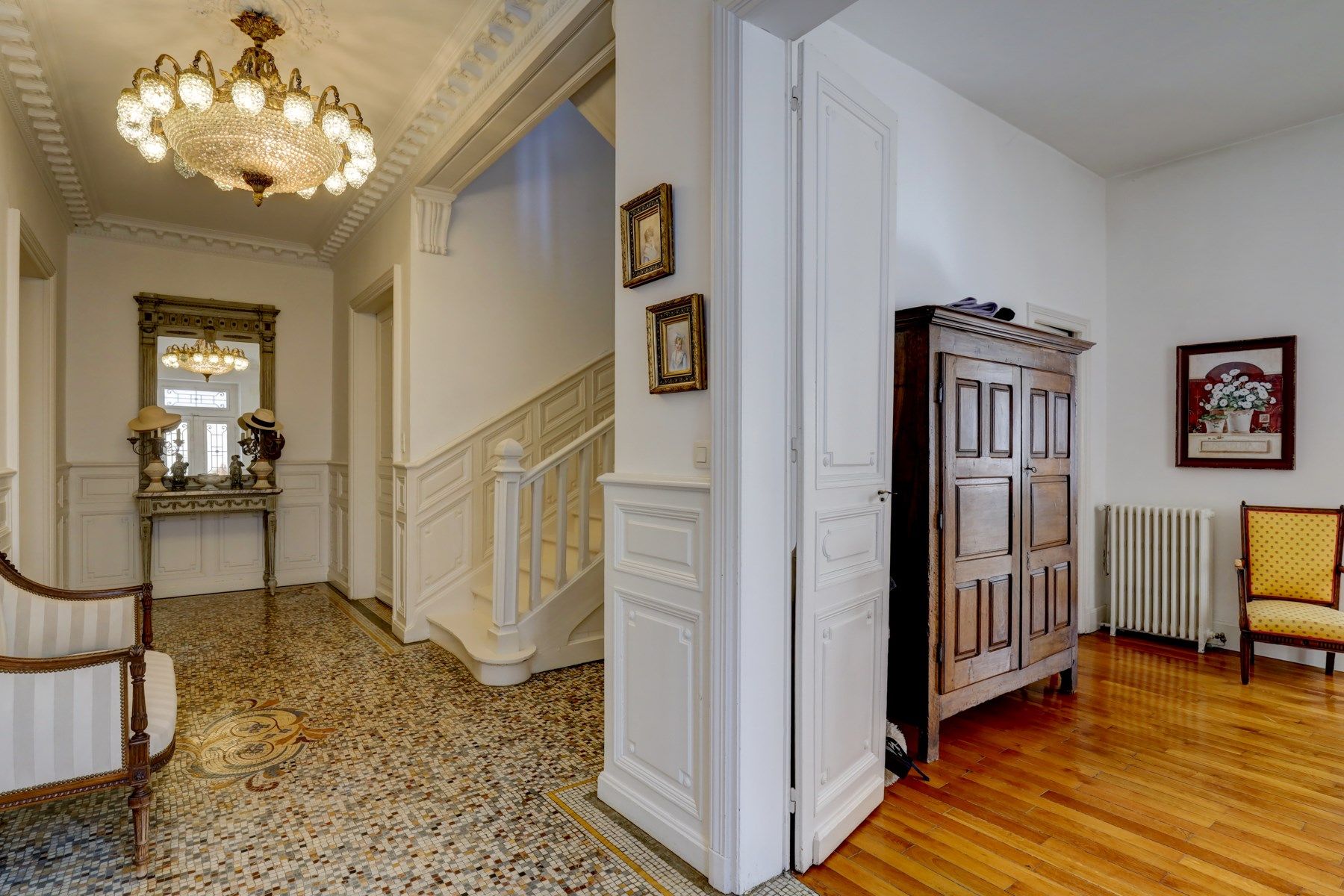 townhouse 15 Rooms for sale on CASTRES (81100)