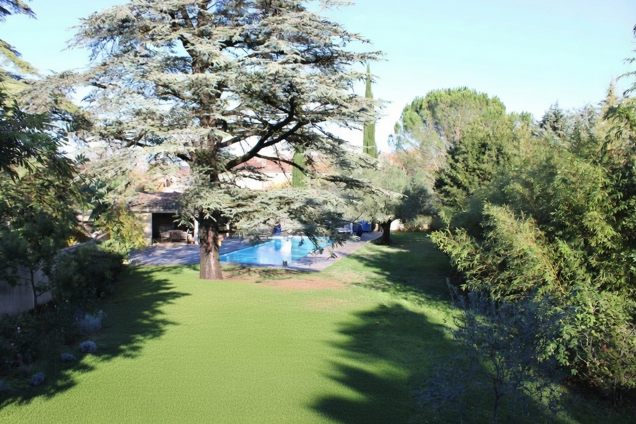 townhouse 15 Rooms for sale on CASTRES (81100)