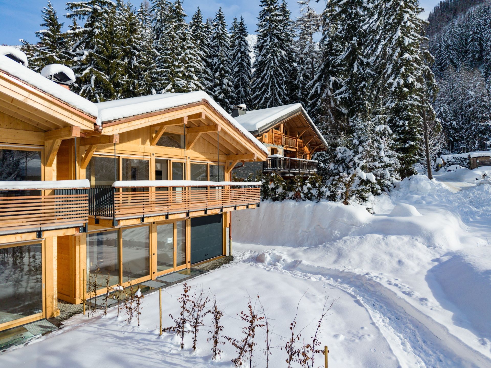 luxury chalet 7 Rooms for sale on ARGENTIERE (74400)