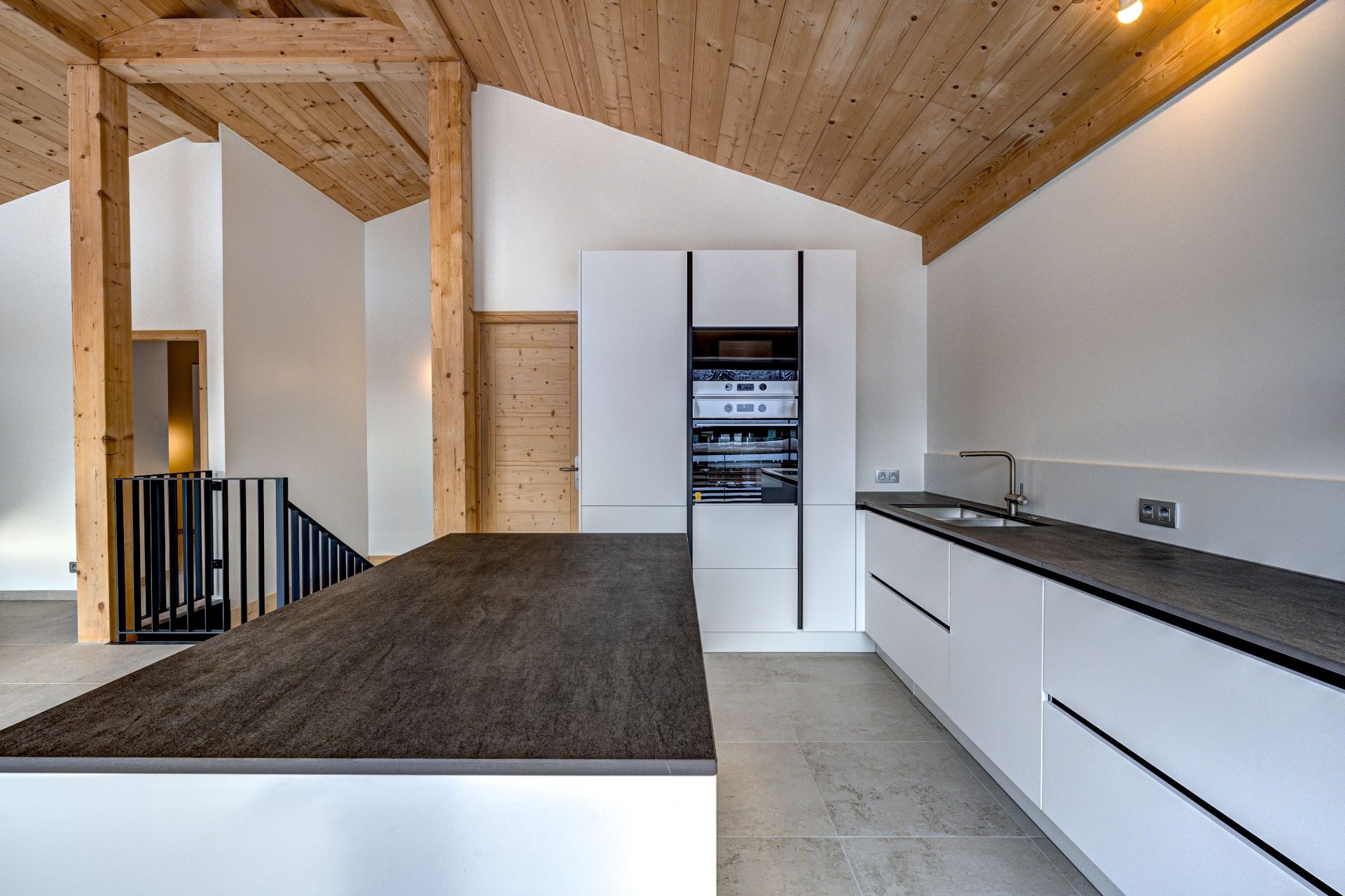 luxury chalet 7 Rooms for sale on ARGENTIERE (74400)