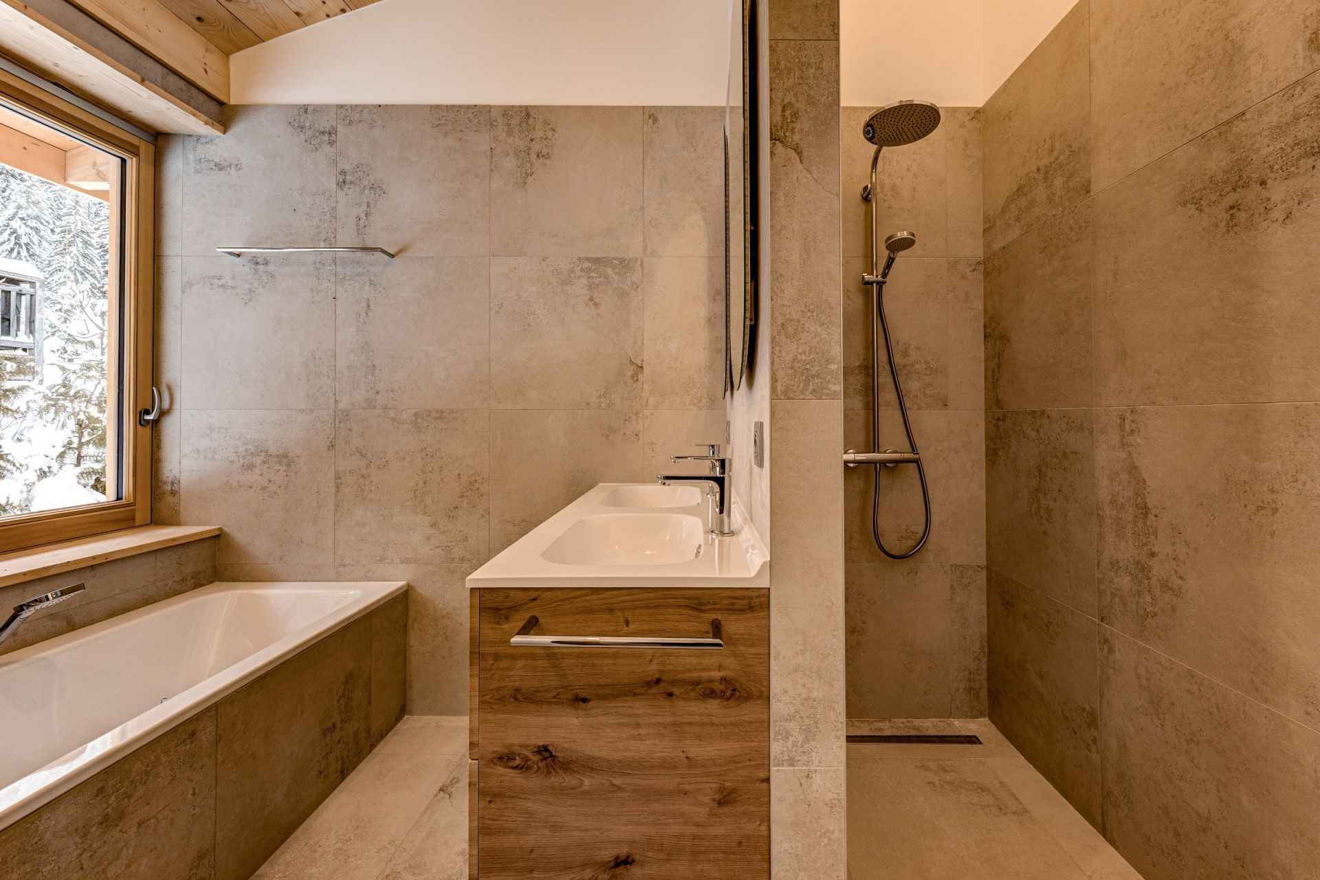 luxury chalet 7 Rooms for sale on ARGENTIERE (74400)