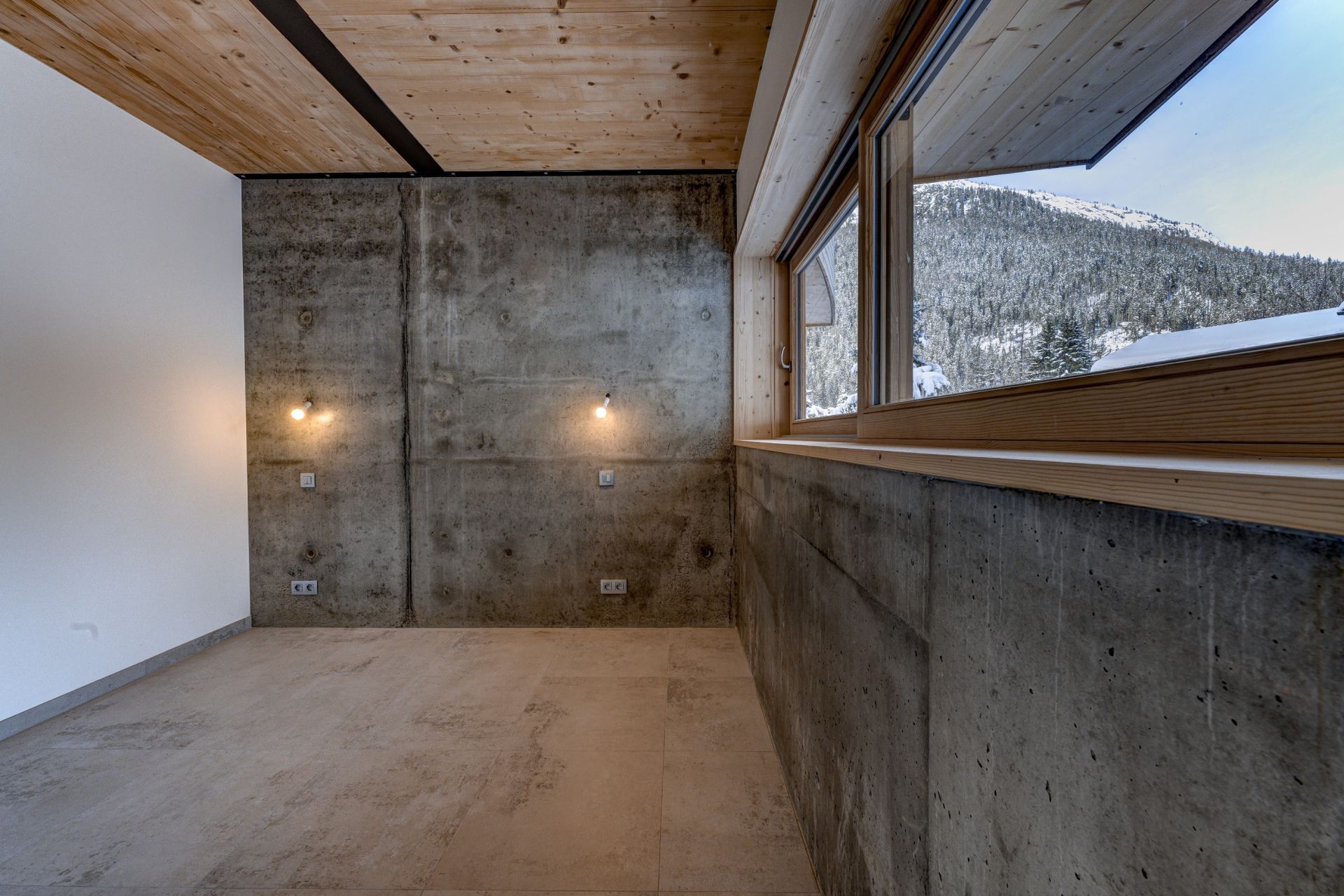 luxury chalet 7 Rooms for sale on ARGENTIERE (74400)