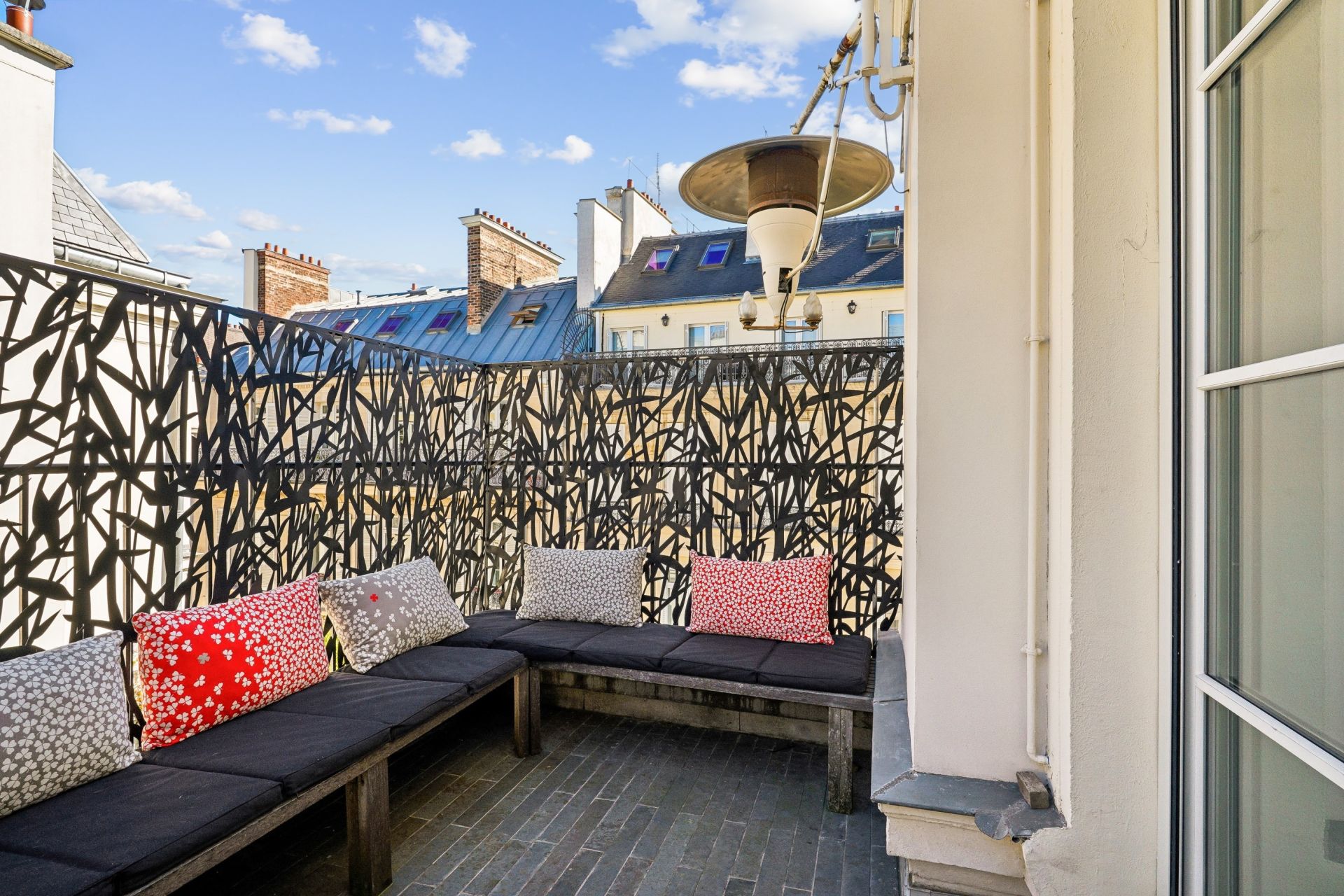 luxury apartment 5 Rooms for sale on PARIS (75006)