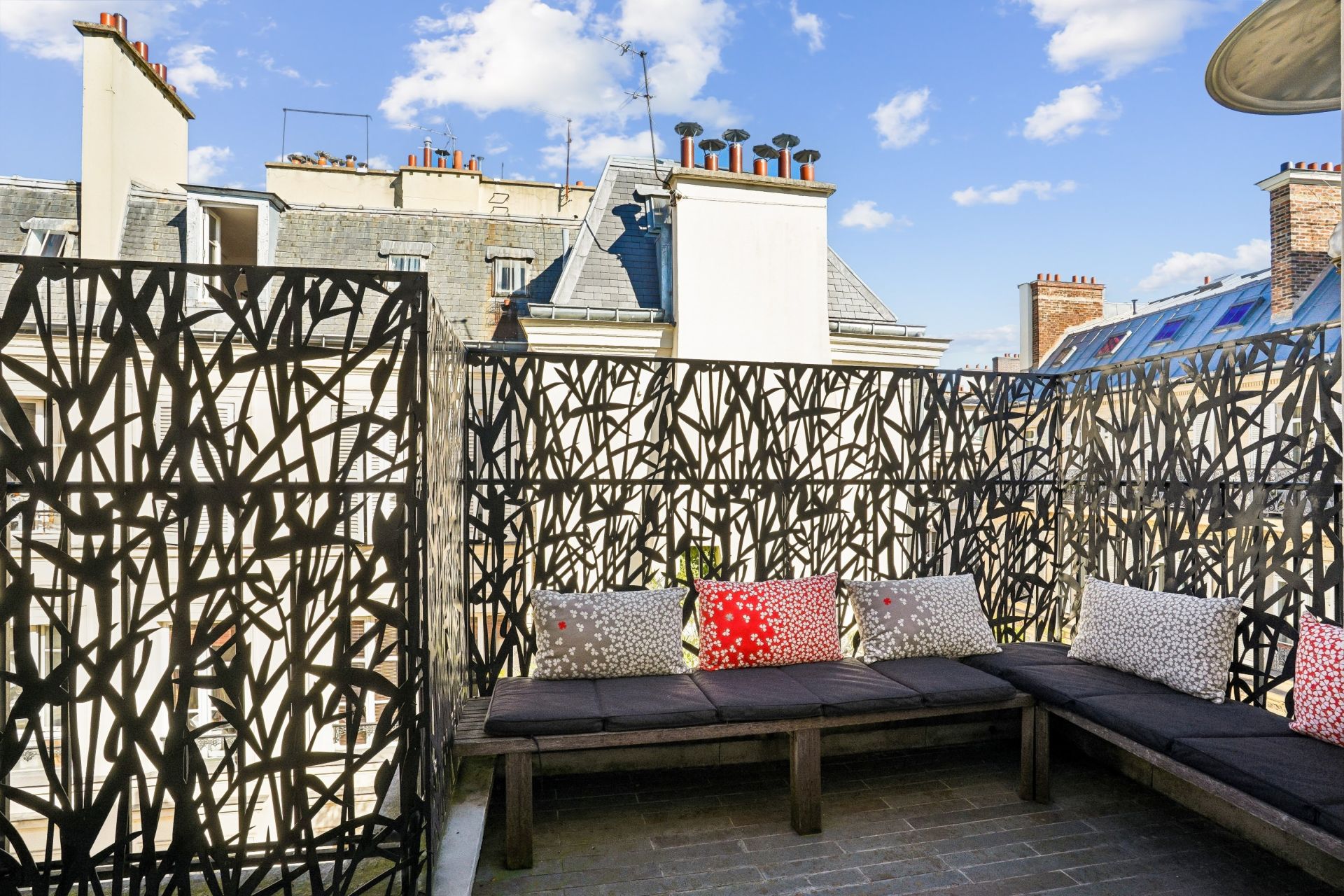 luxury apartment 5 Rooms for sale on PARIS (75006)
