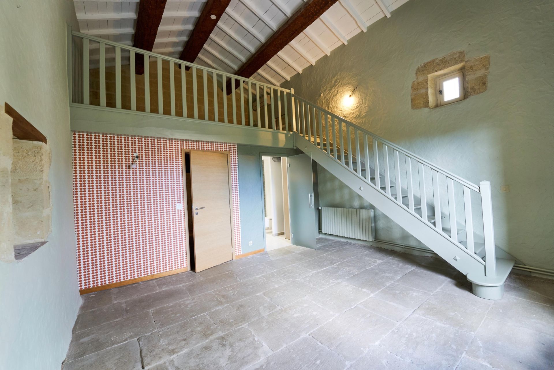 mas 8 Rooms for sale on UZES (30700)