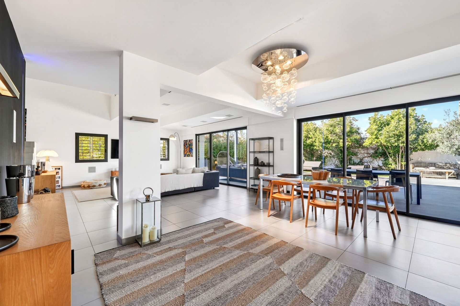 maison de luxe 6 Pièces en vente sur MARSEILLE (13008)