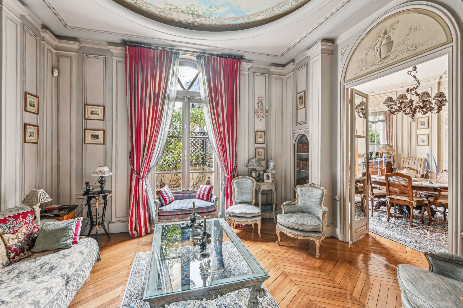 hôtel particulier 14 Pièces en vente sur PARIS (75016)
