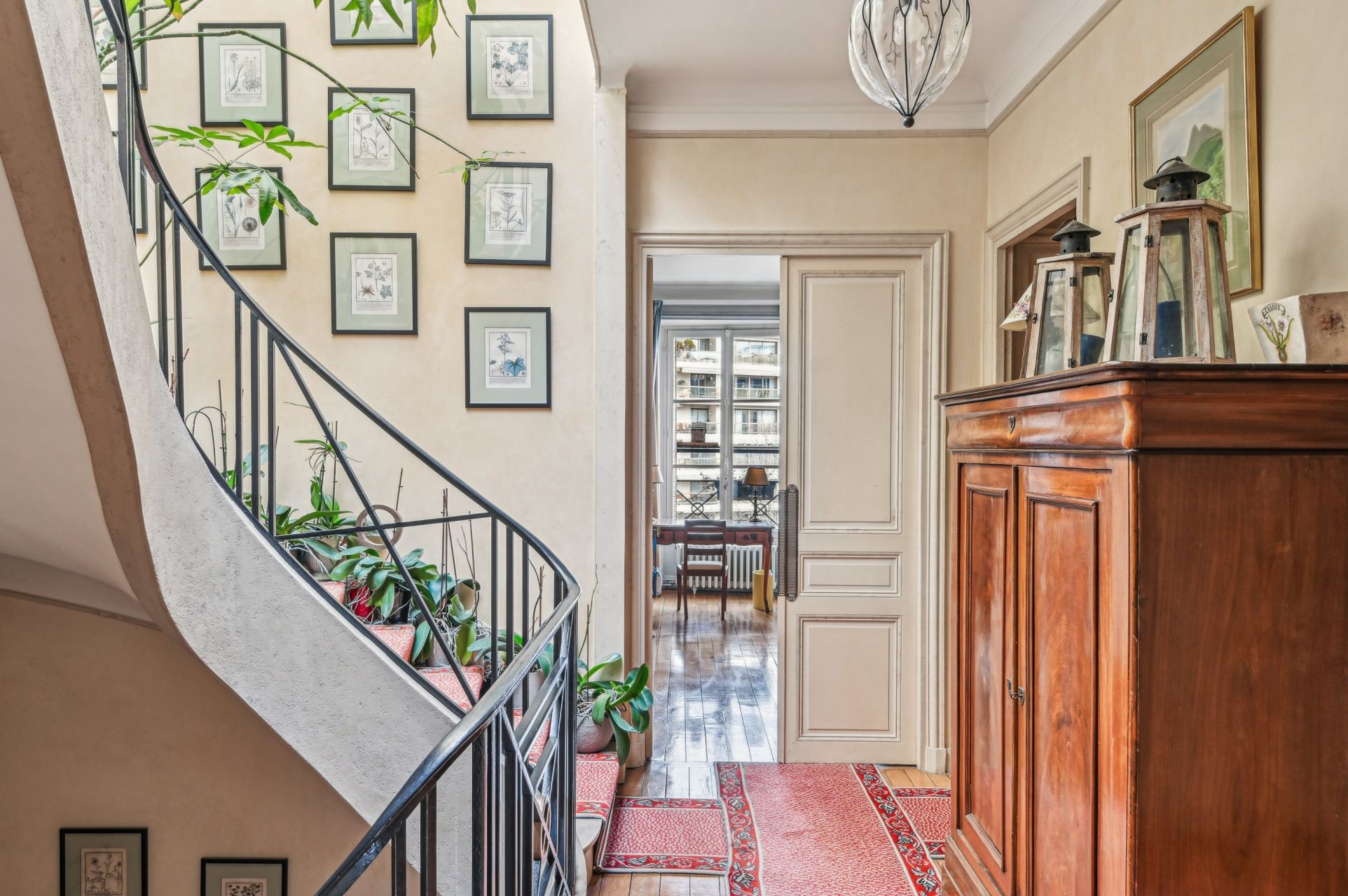 hôtel particulier 14 Pièces en vente sur PARIS (75016)