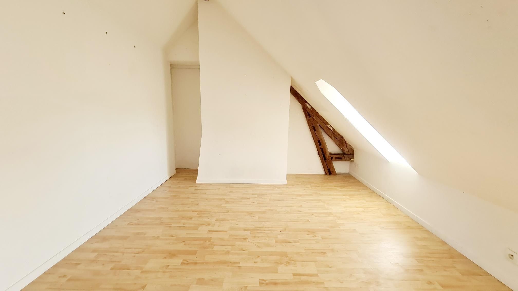 maison de luxe 8 Pièces en vente sur MOYAUX (14590)