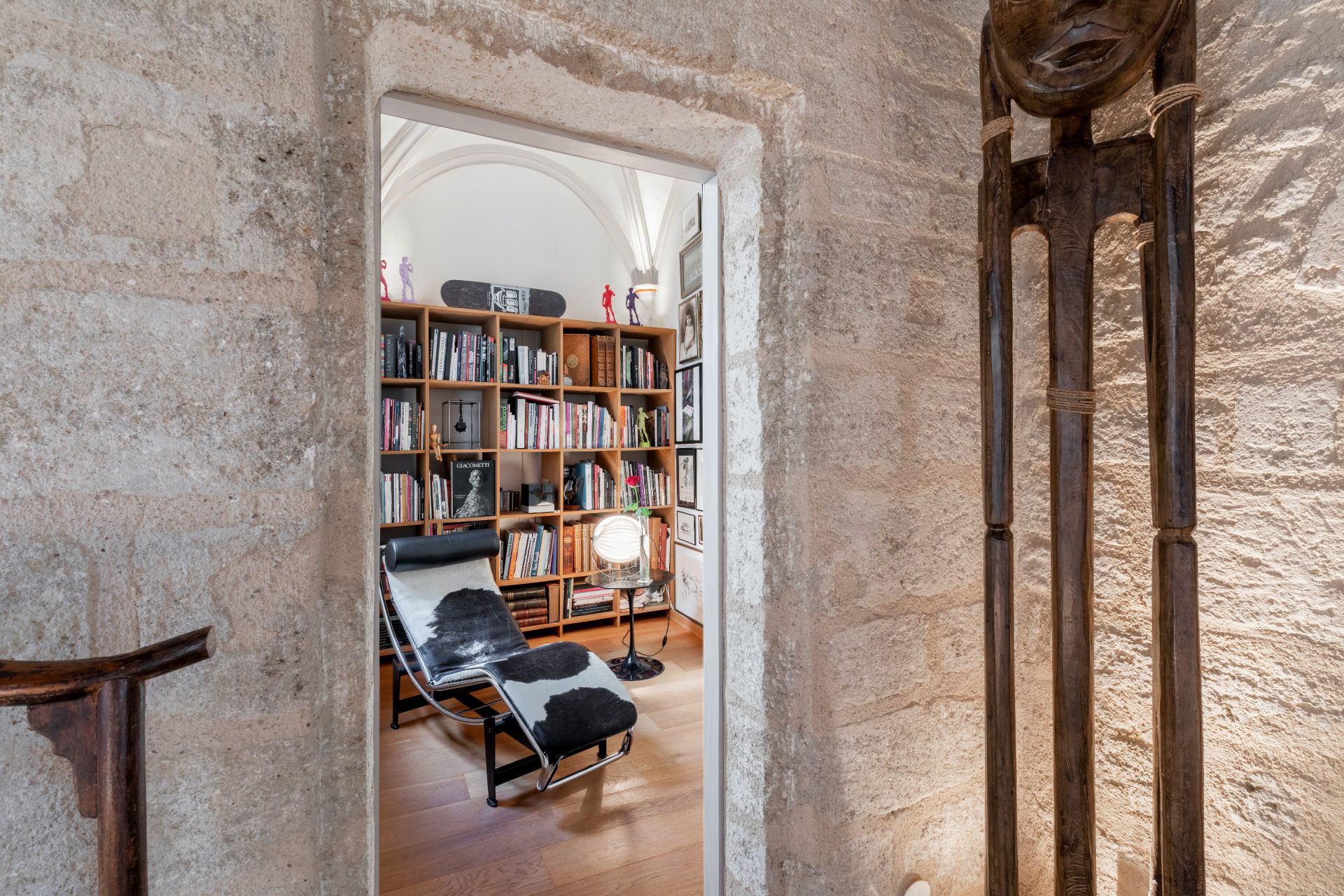 luxury apartment 6 Rooms for sale on PEZENAS (34120)