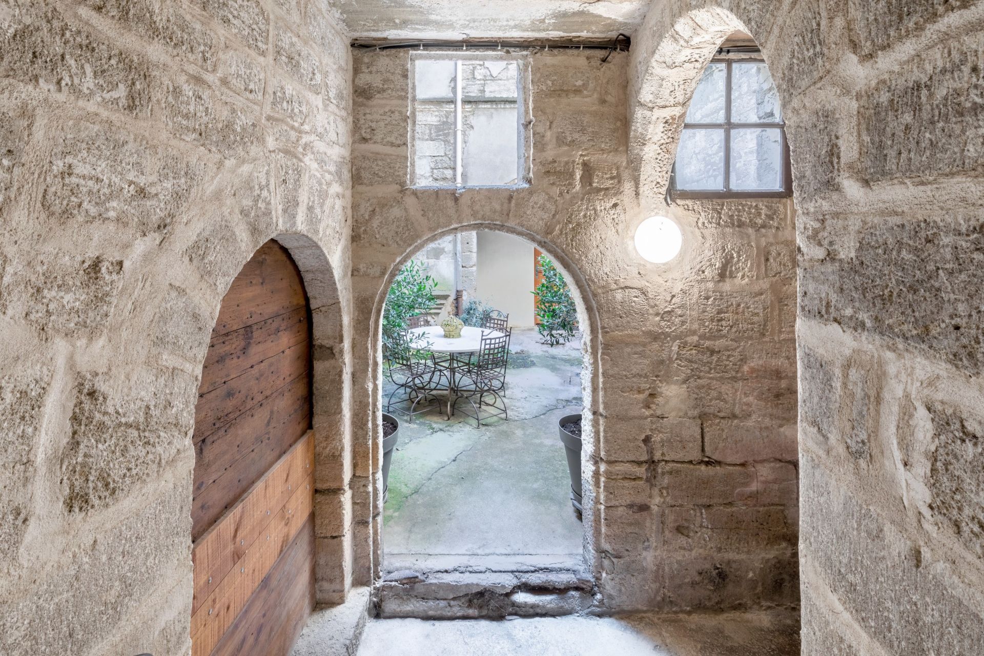 luxury apartment 6 Rooms for sale on PEZENAS (34120)