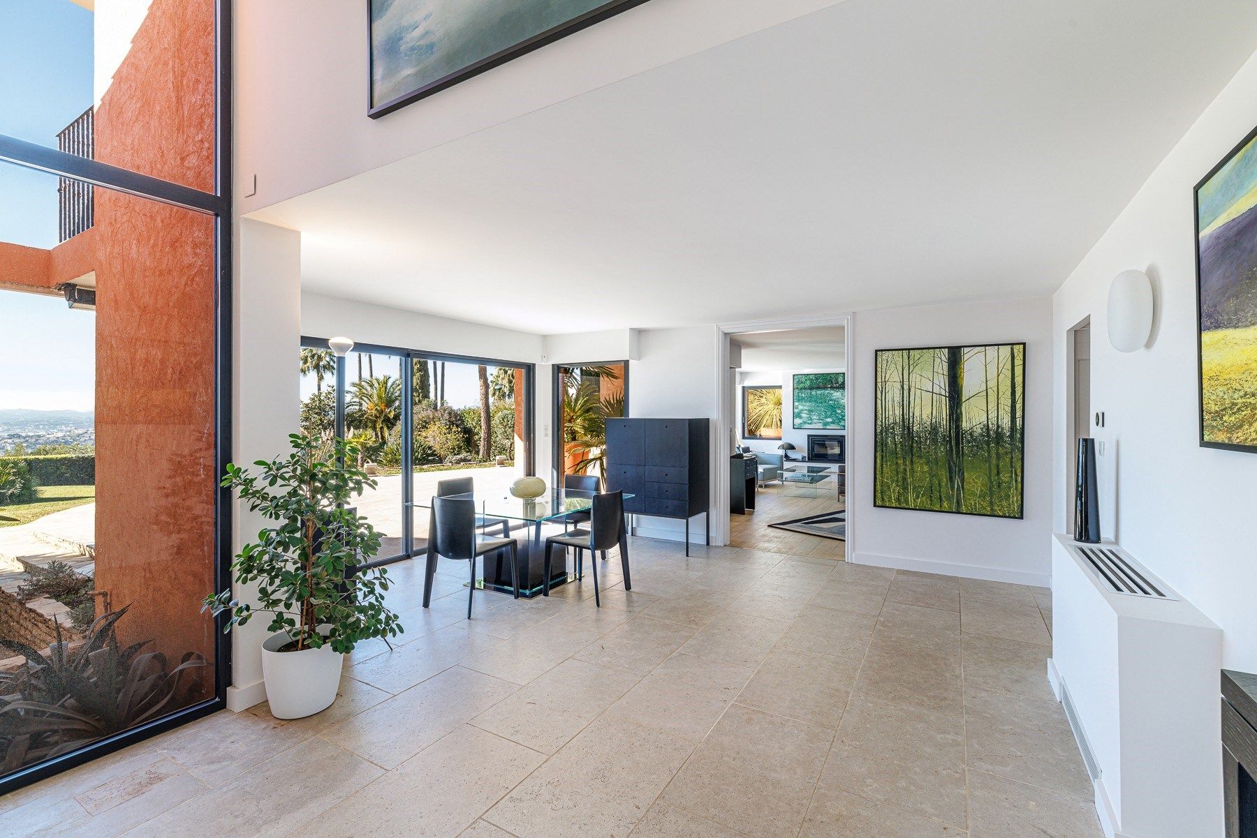 luxury villa 8 Rooms for sale on NICE (06000)