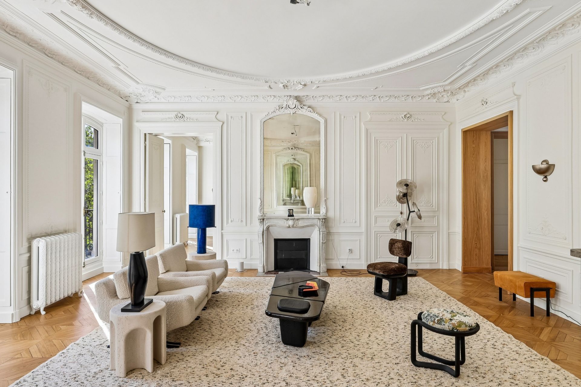 luxury apartment 6 Rooms for sale on PARIS (75008)