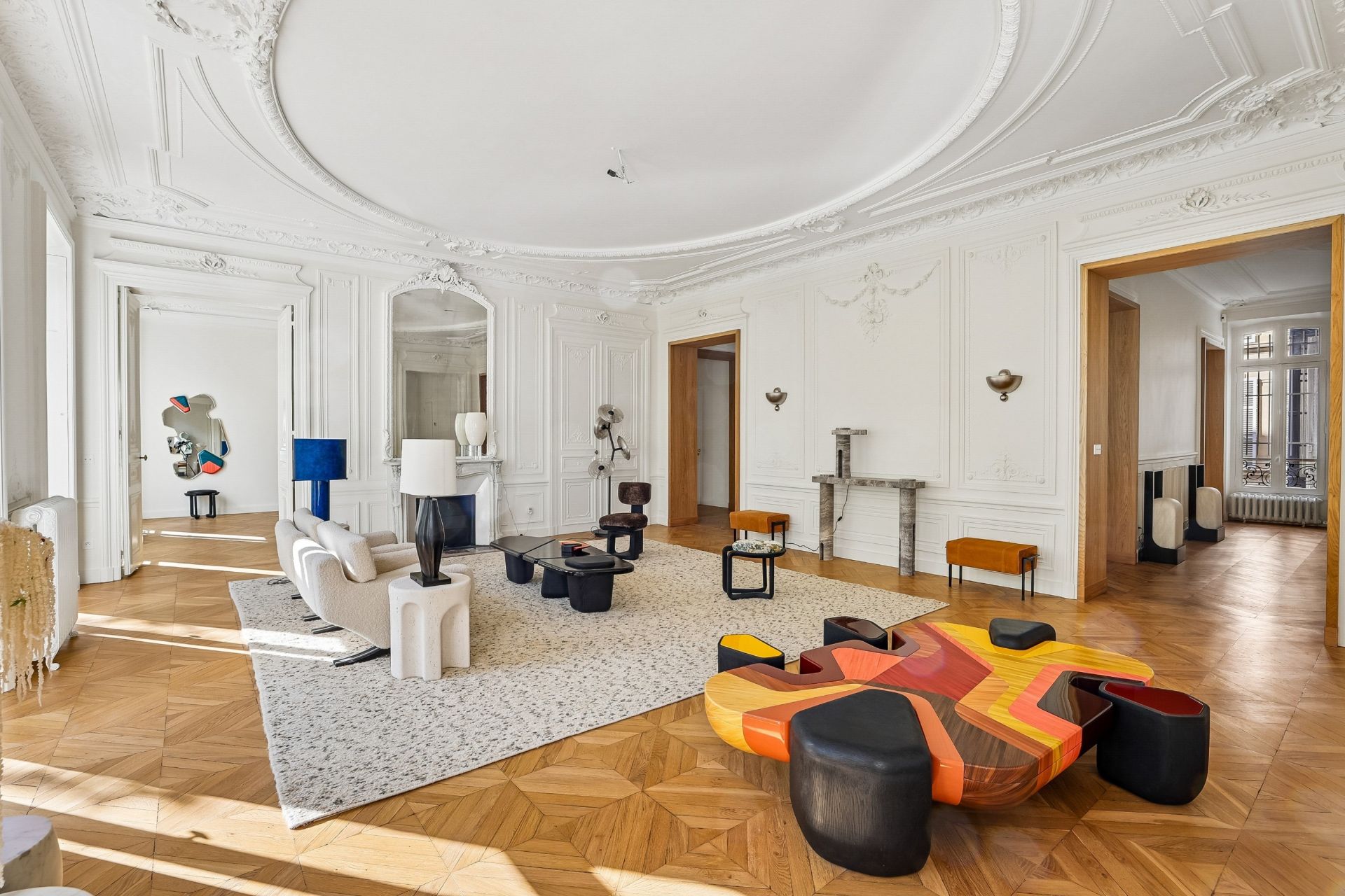 luxury apartment 6 Rooms for sale on PARIS (75008)