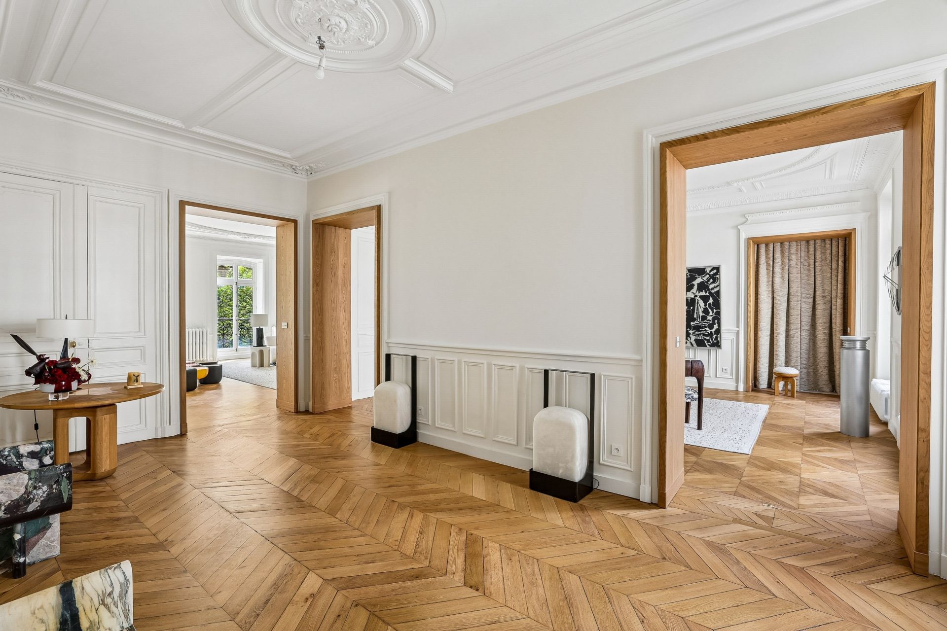 luxury apartment 6 Rooms for sale on PARIS (75008)