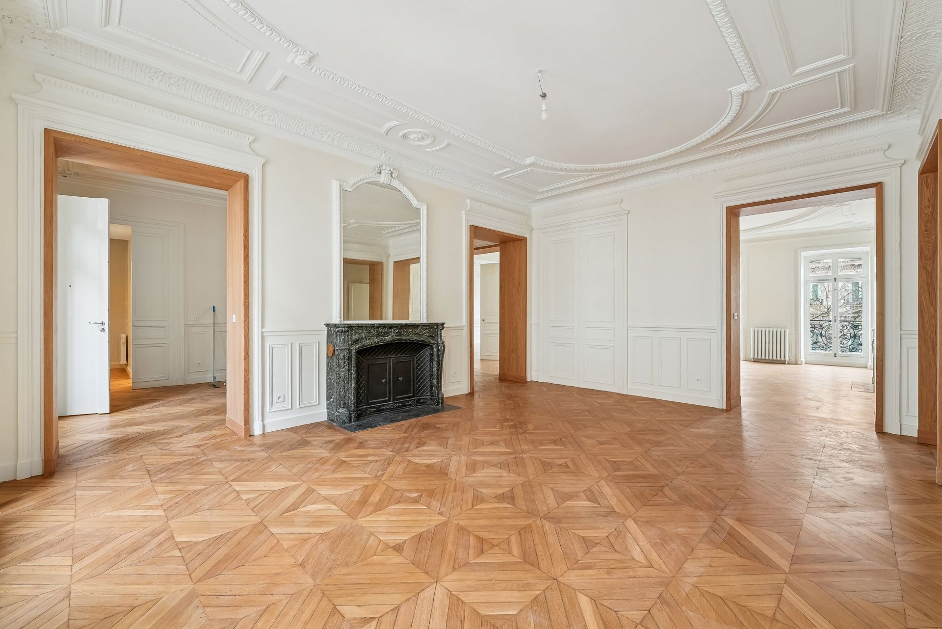 appartement de luxe 6 Pièces en vente sur PARIS (75008)