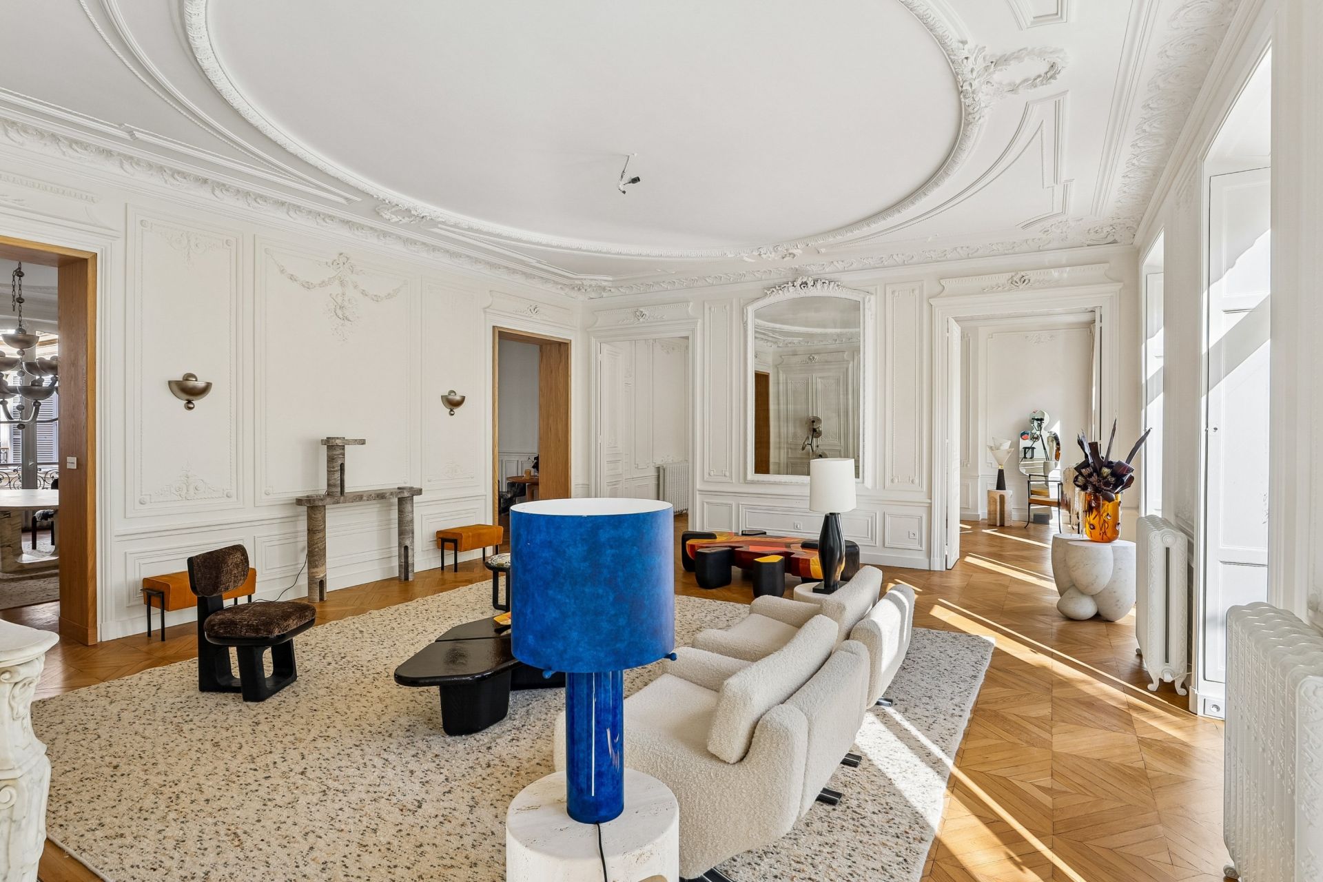 luxury apartment 6 Rooms for sale on PARIS (75008)