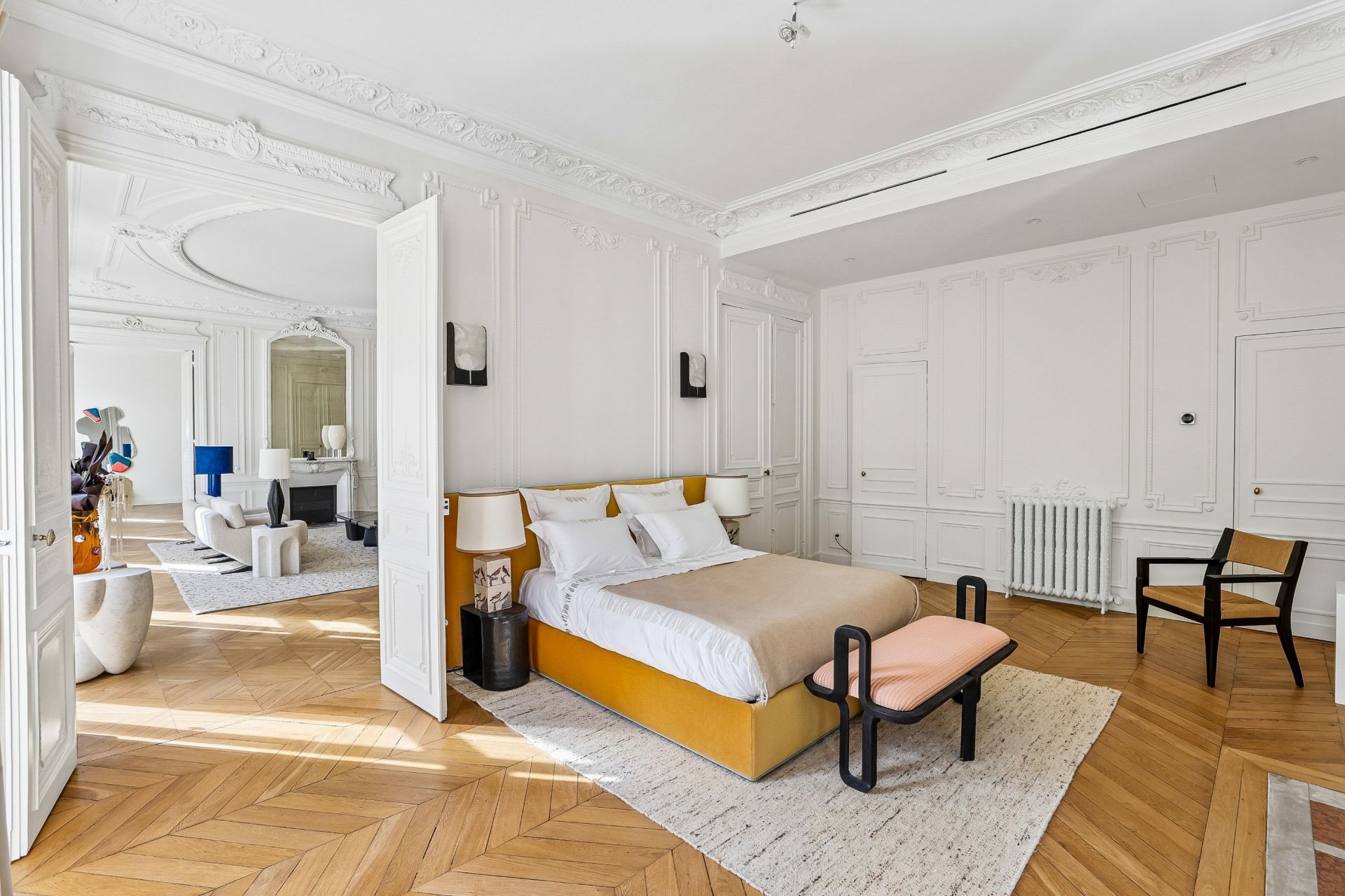 luxury apartment 6 Rooms for sale on PARIS (75008)