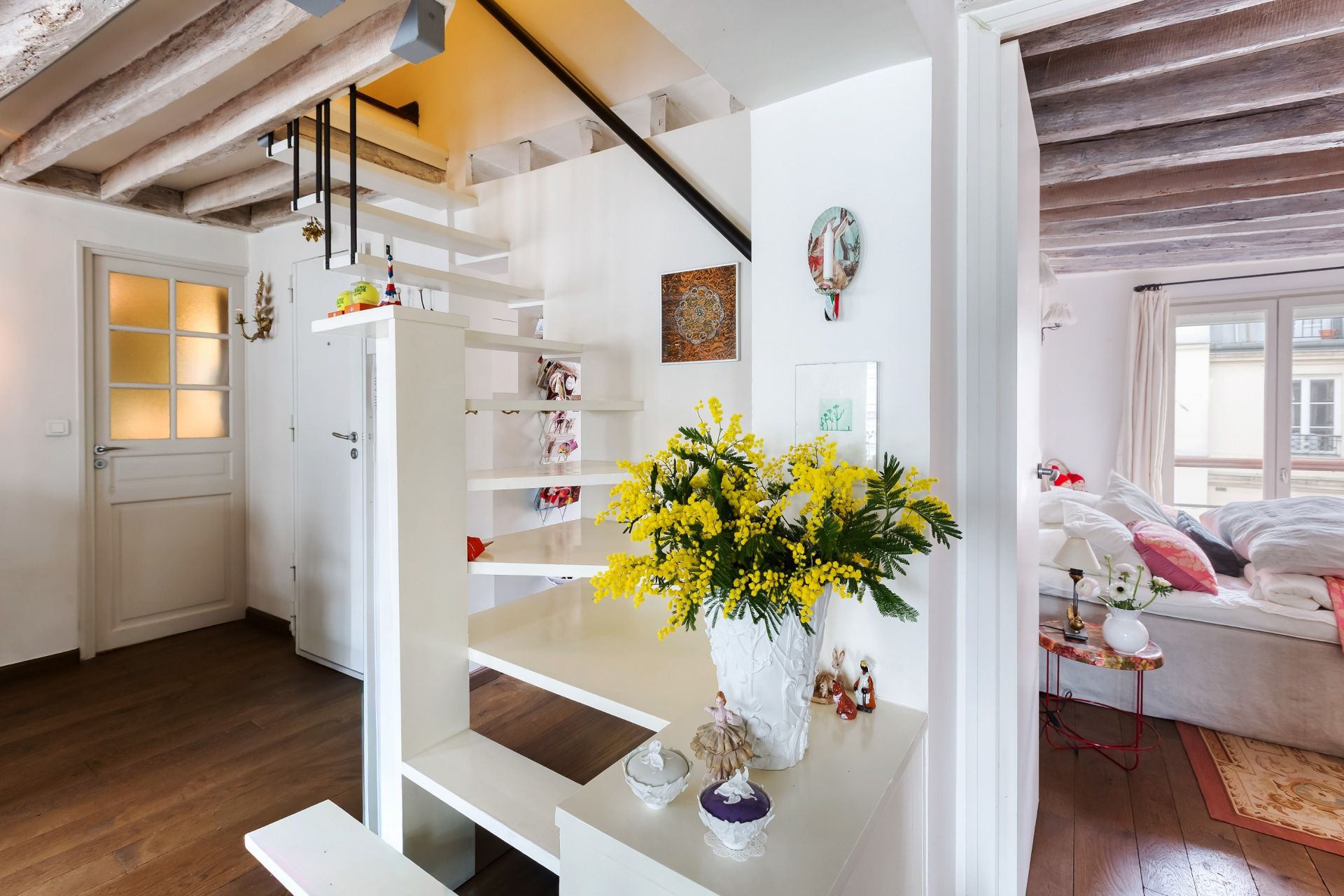 luxury apartment 5 Rooms for sale on PARIS (75007)