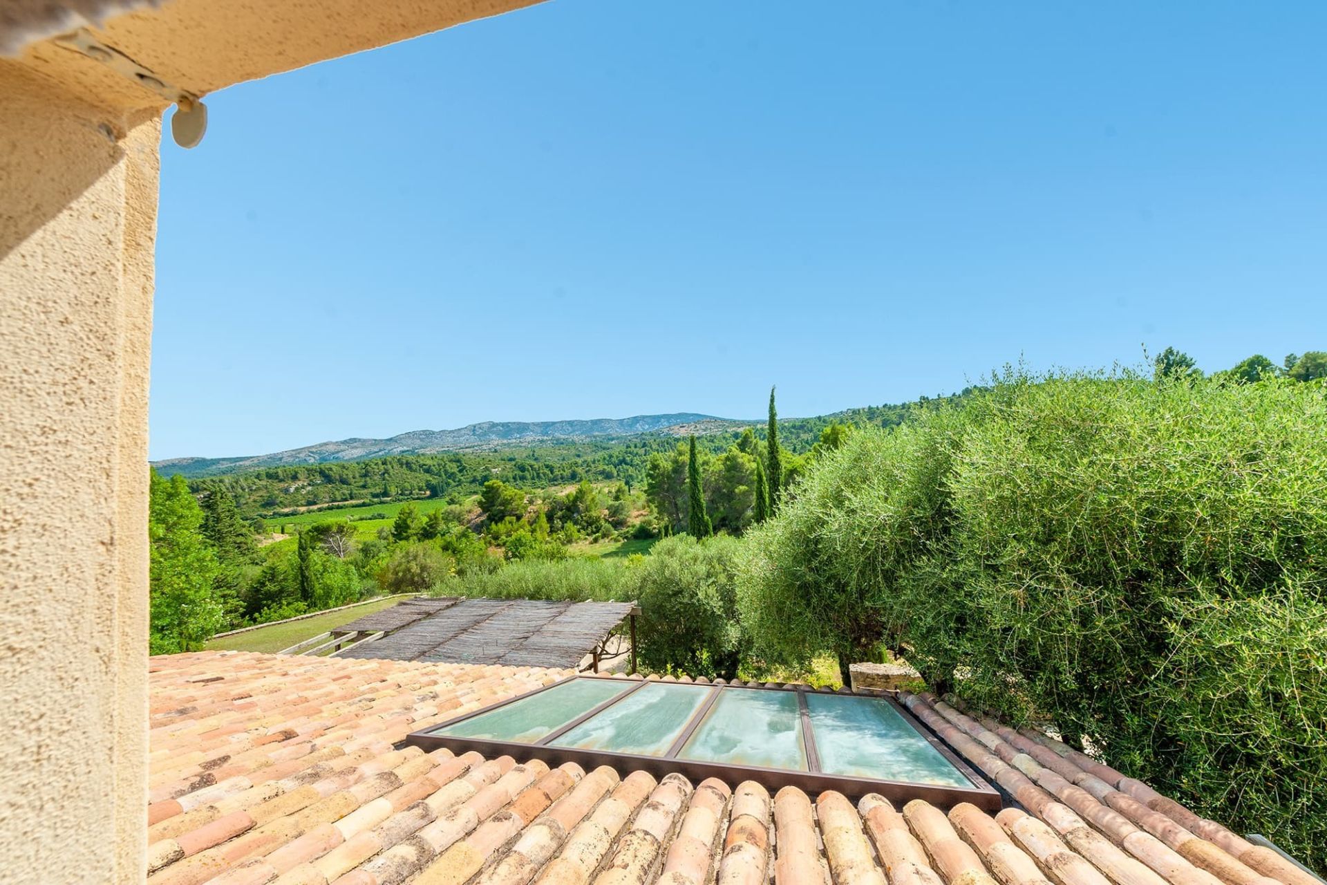 luxury property 13 Rooms for sale on LEUCATE (11370)