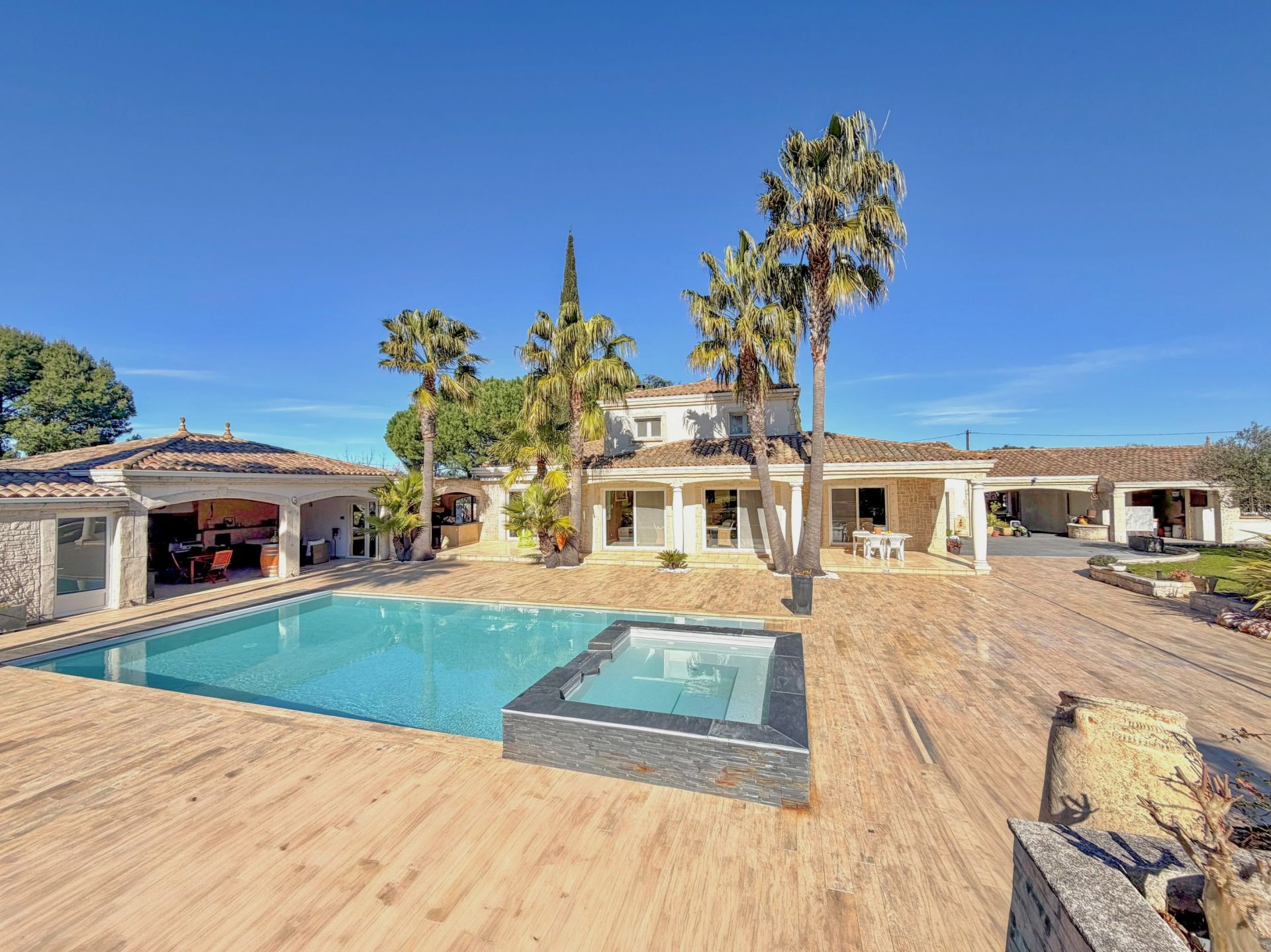 maison de luxe 7 Pièces en vente sur AGDE (34300)