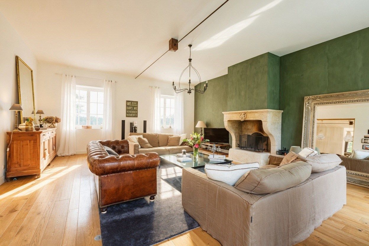 luxury house 9 Rooms for sale on LECTOURE (32700)