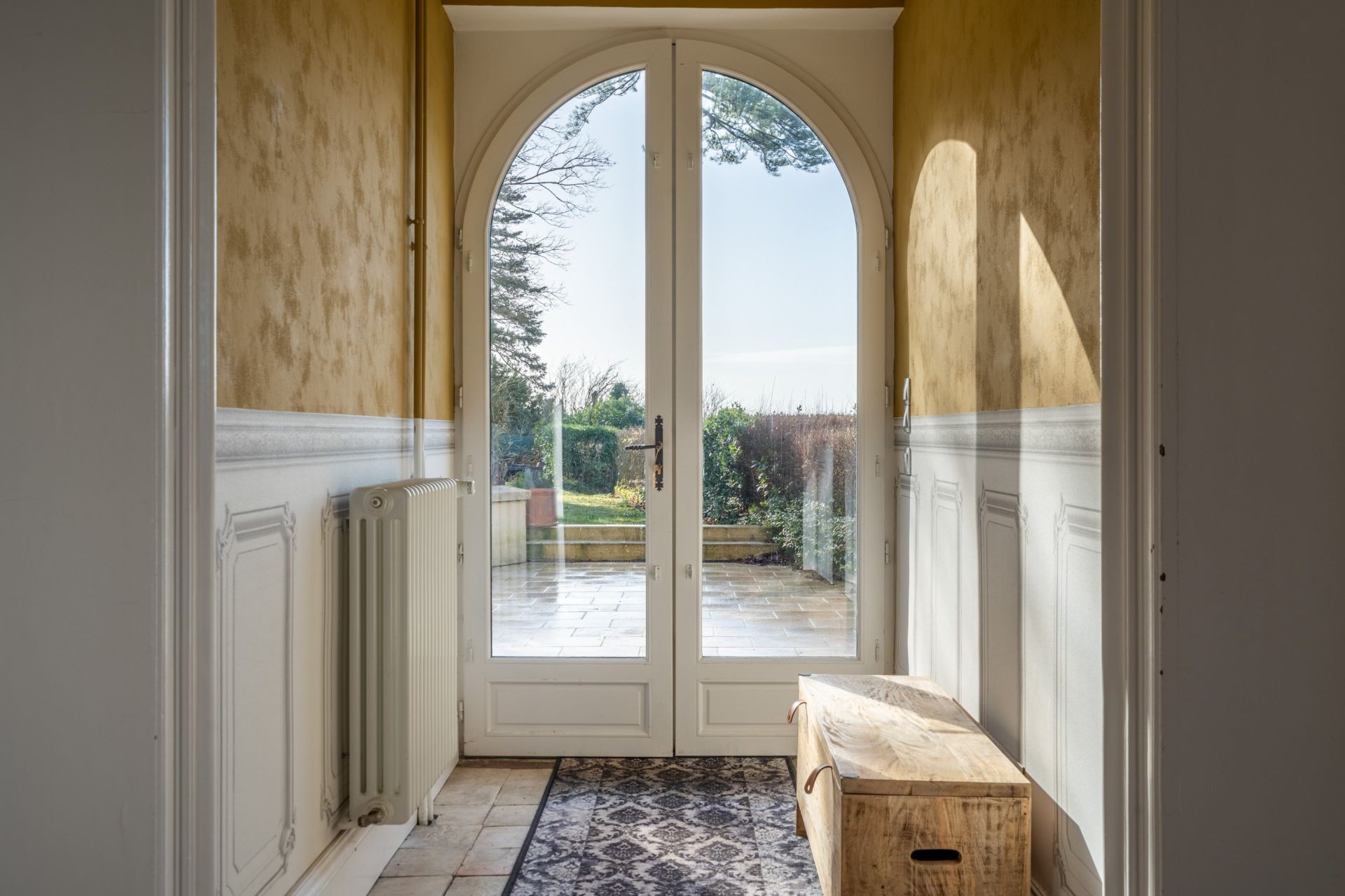 mansion 13 Rooms for sale on ROCHECORBON (37210)