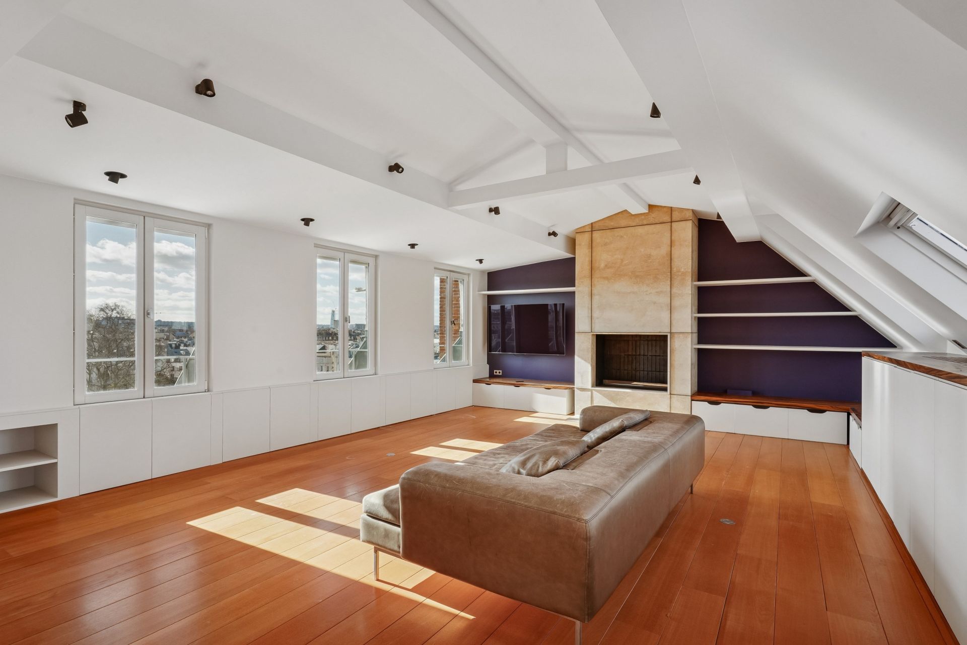 luxury apartment 3 Rooms for sale on PARIS (75007)