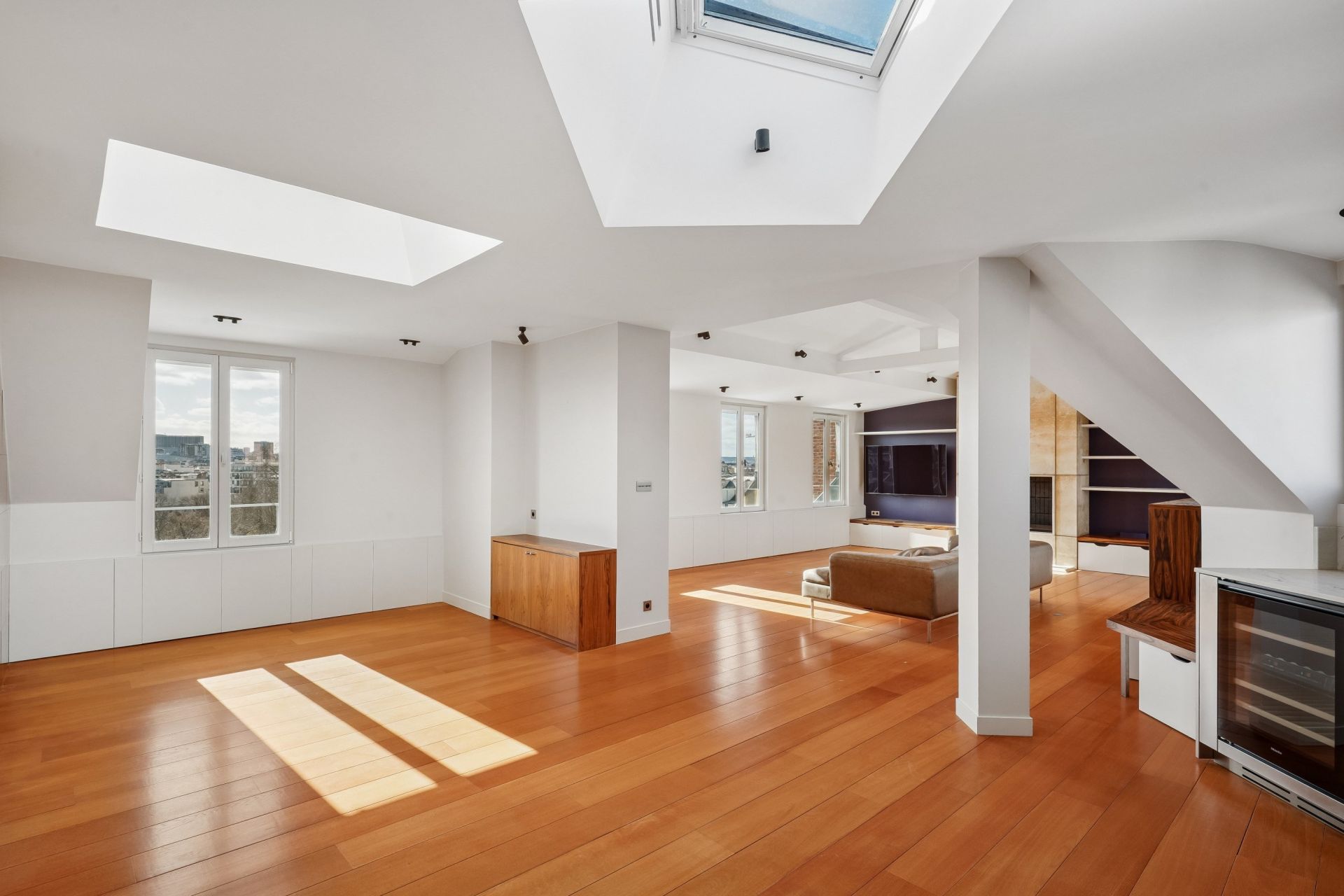 luxury apartment 3 Rooms for sale on PARIS (75007)