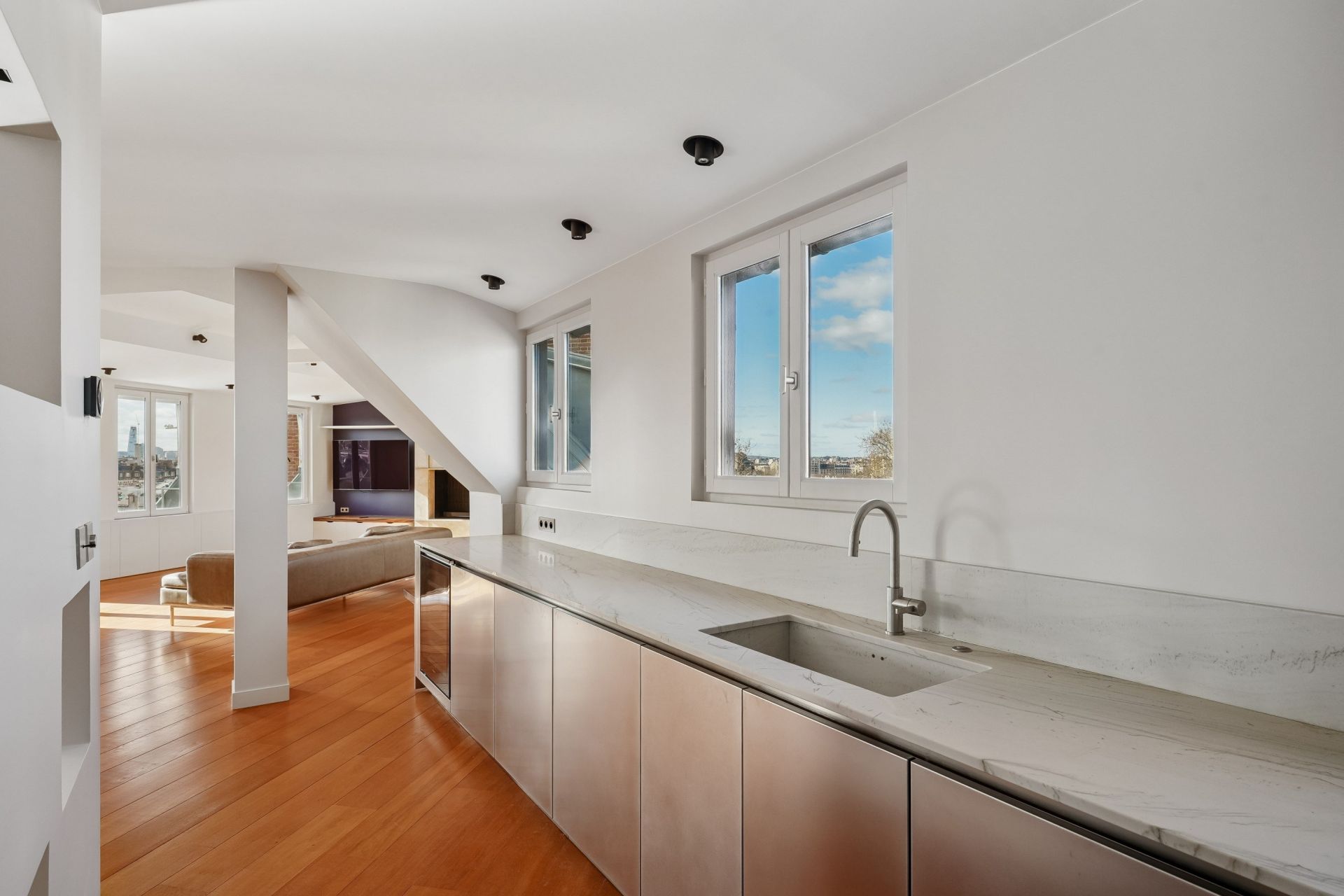 luxury apartment 3 Rooms for sale on PARIS (75007)