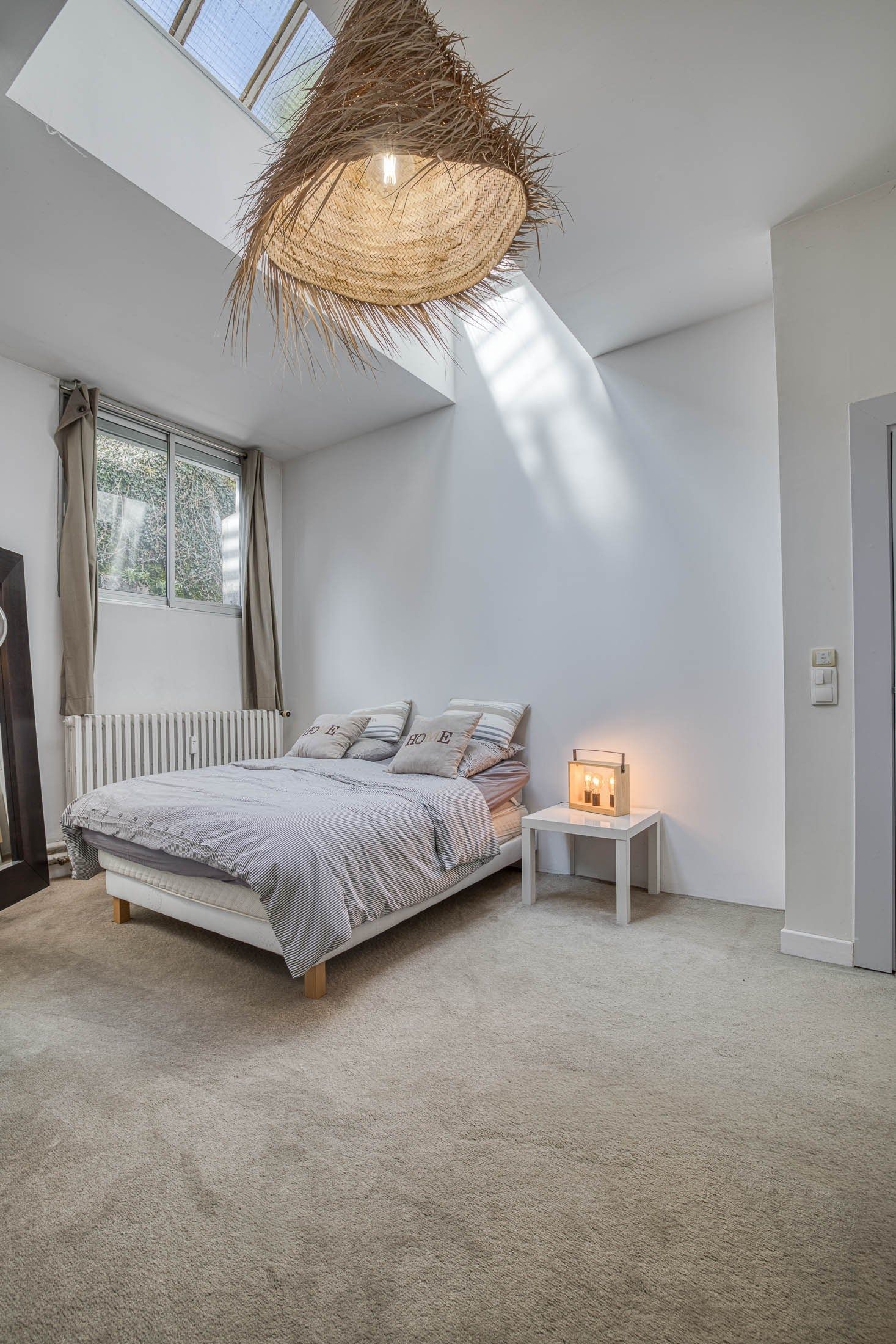 luxury apartment 6 Rooms for sale on SEVRIER (74320)