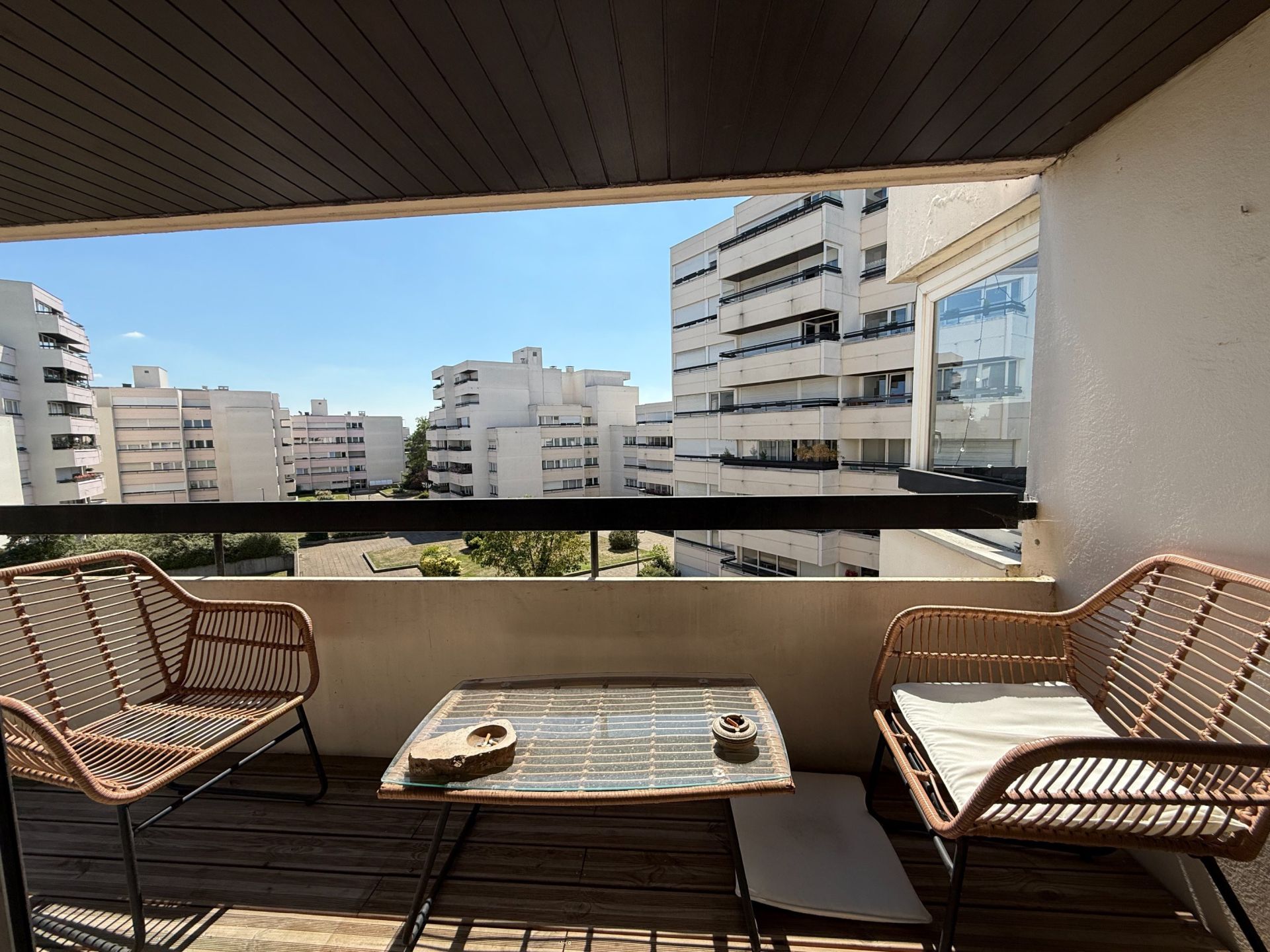 luxury apartment 3 Rooms for rent on LA MADELEINE (59110)