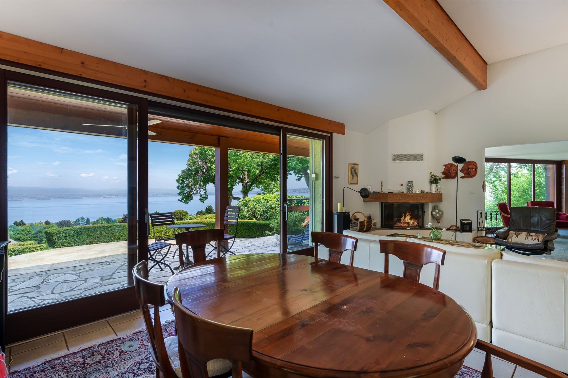 luxury villa 6 Rooms for sale on NEUVECELLE (74500)