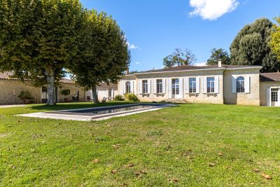 Vente Château Bordeaux 12&nbsp;Pièces 420&nbsp;m²