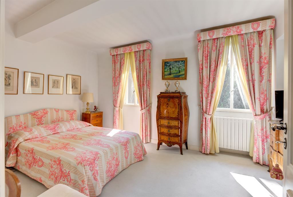 bastide 17 Pièces en vente sur AURIBEAU SUR SIAGNE (06810)