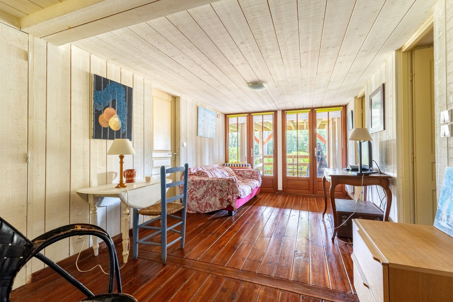 luxury house 8 Rooms for sale on CAP FERRET (33970)