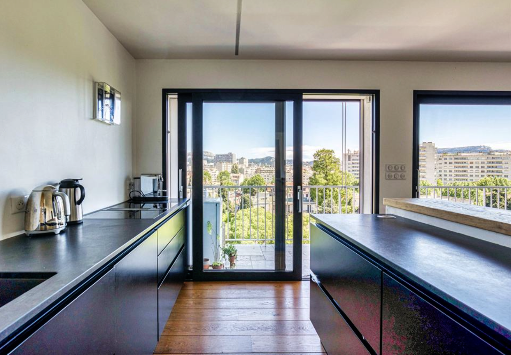 appartement de luxe 4 Pièces en location sur MARSEILLE (13008)