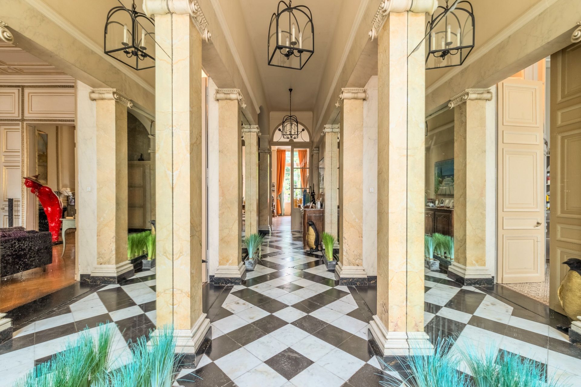 mansion (hôtel particulier) 16 Rooms for sale on LILLE (59000)