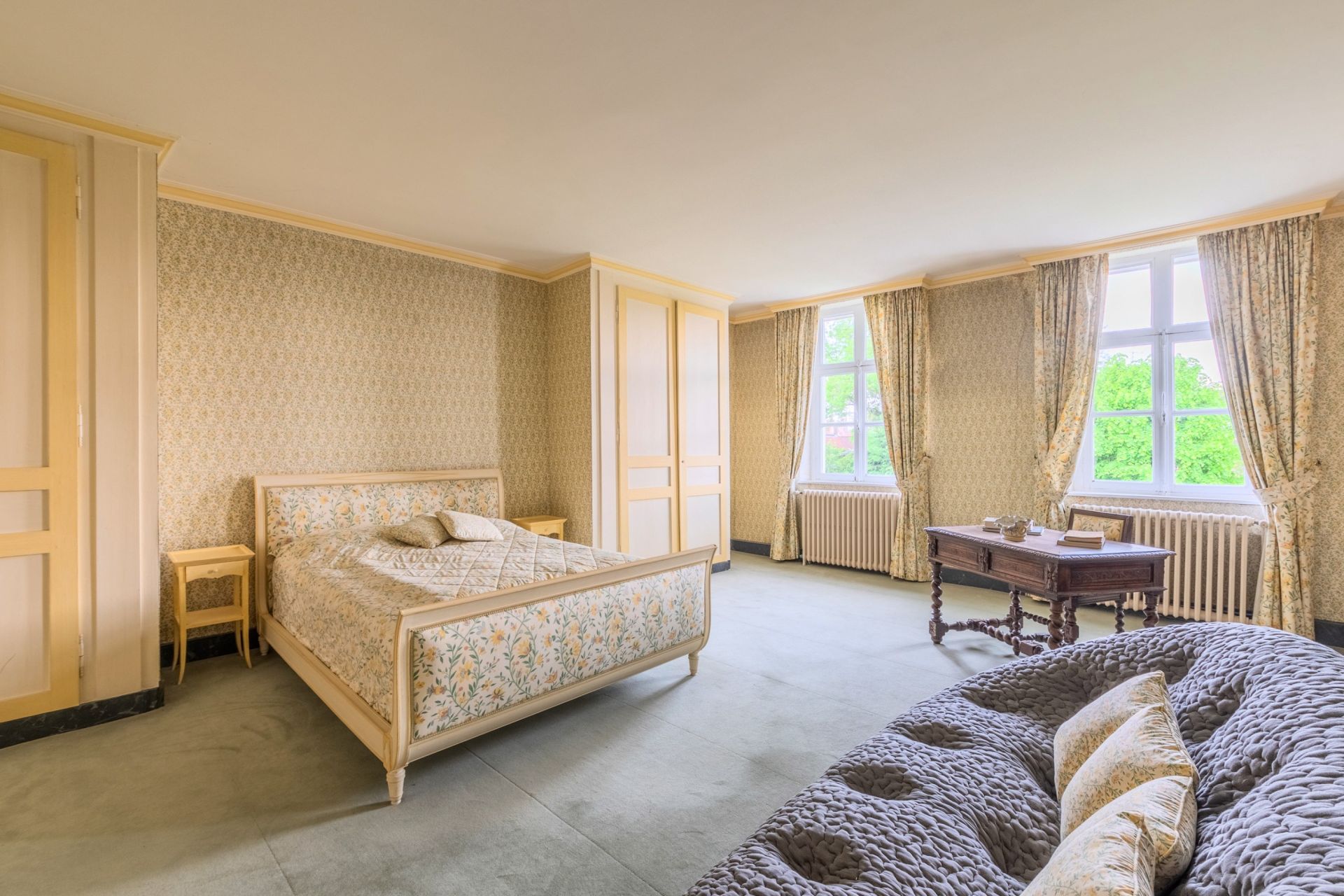 mansion (hôtel particulier) 16 Rooms for sale on LILLE (59000)