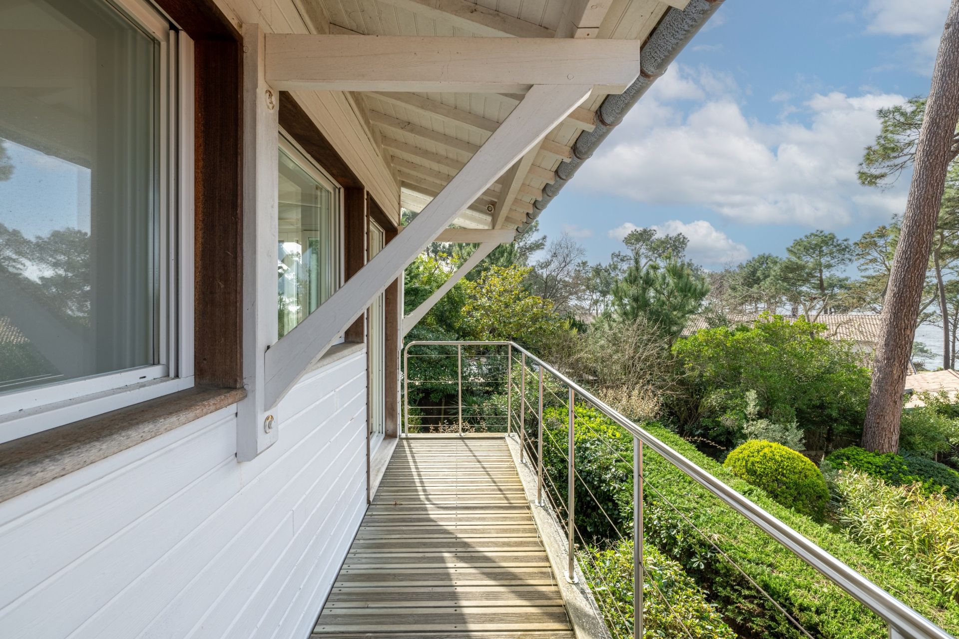 luxury house 5 Rooms for sale on PYLA SUR MER (33115)