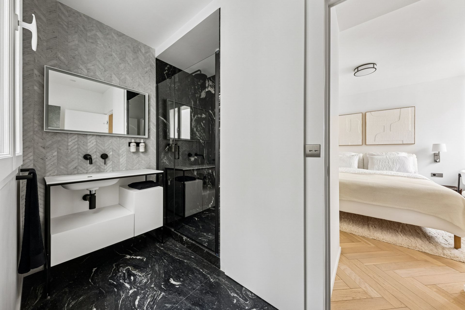 luxury apartment 3 Rooms for sale on PARIS (75008)