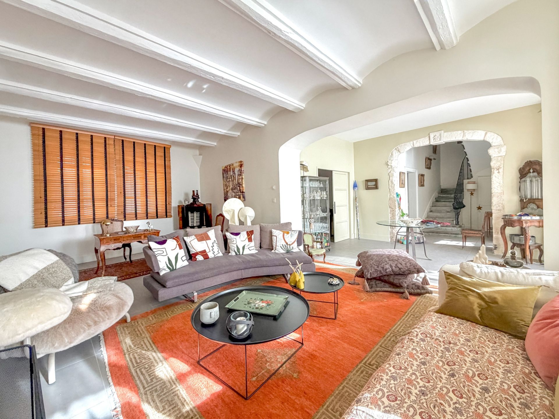 luxury house 10 Rooms for sale on MAUGUIO (34130)