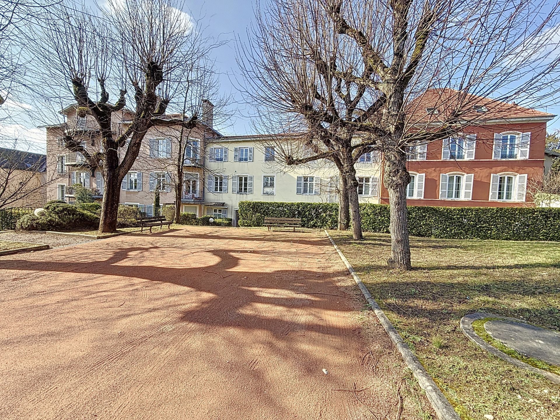 luxury apartment 5 Rooms for sale on STE FOY LES LYON (69110)