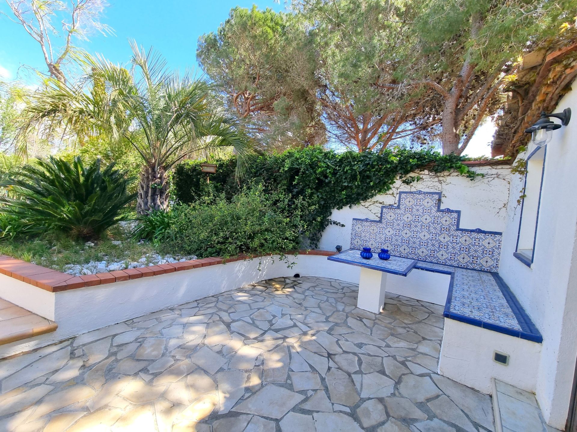 luxury house 6 Rooms for sale on SALEILLES (66280)