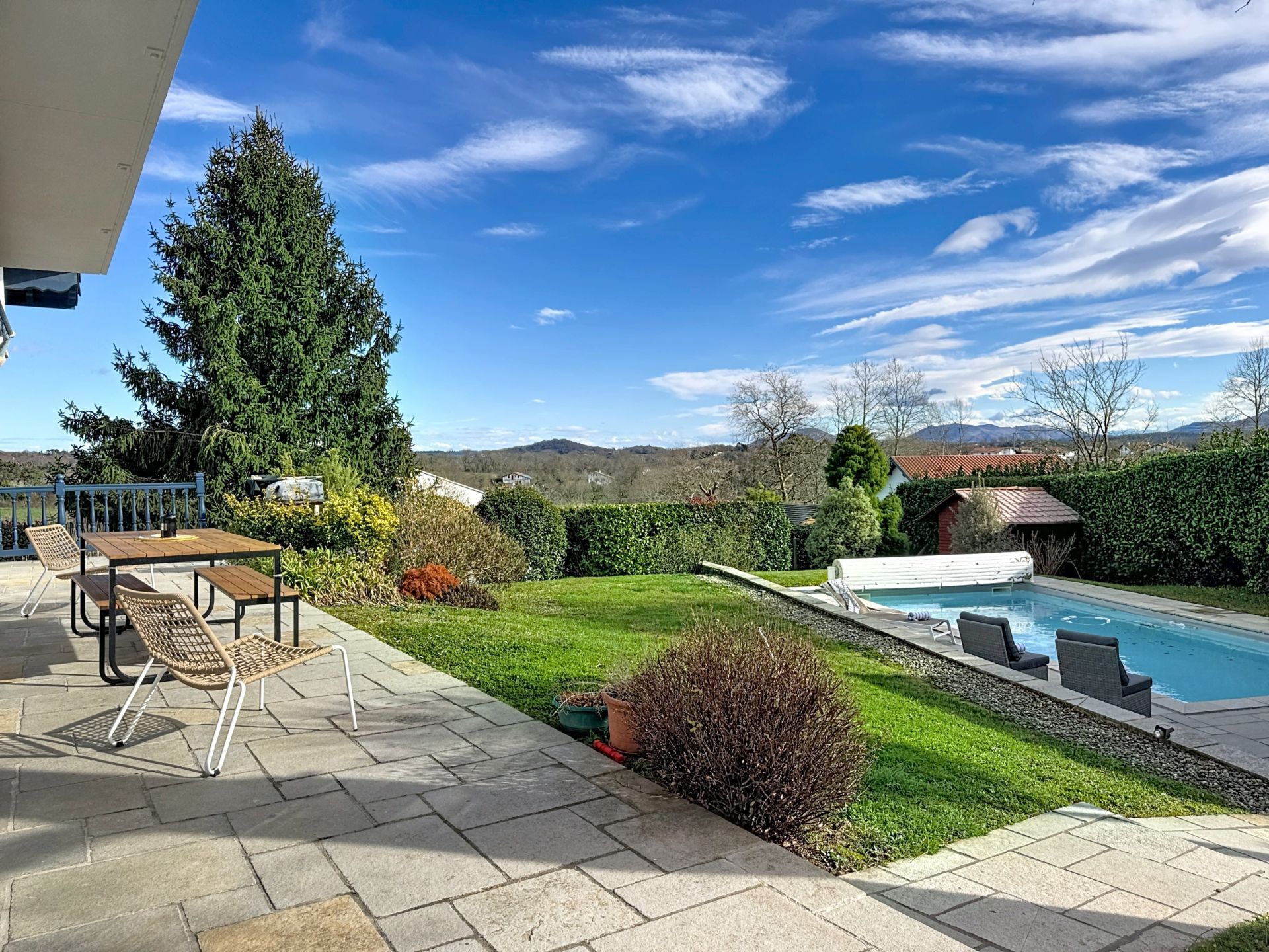 maison de luxe 7 Pièces en vente sur ARBONNE (64210)