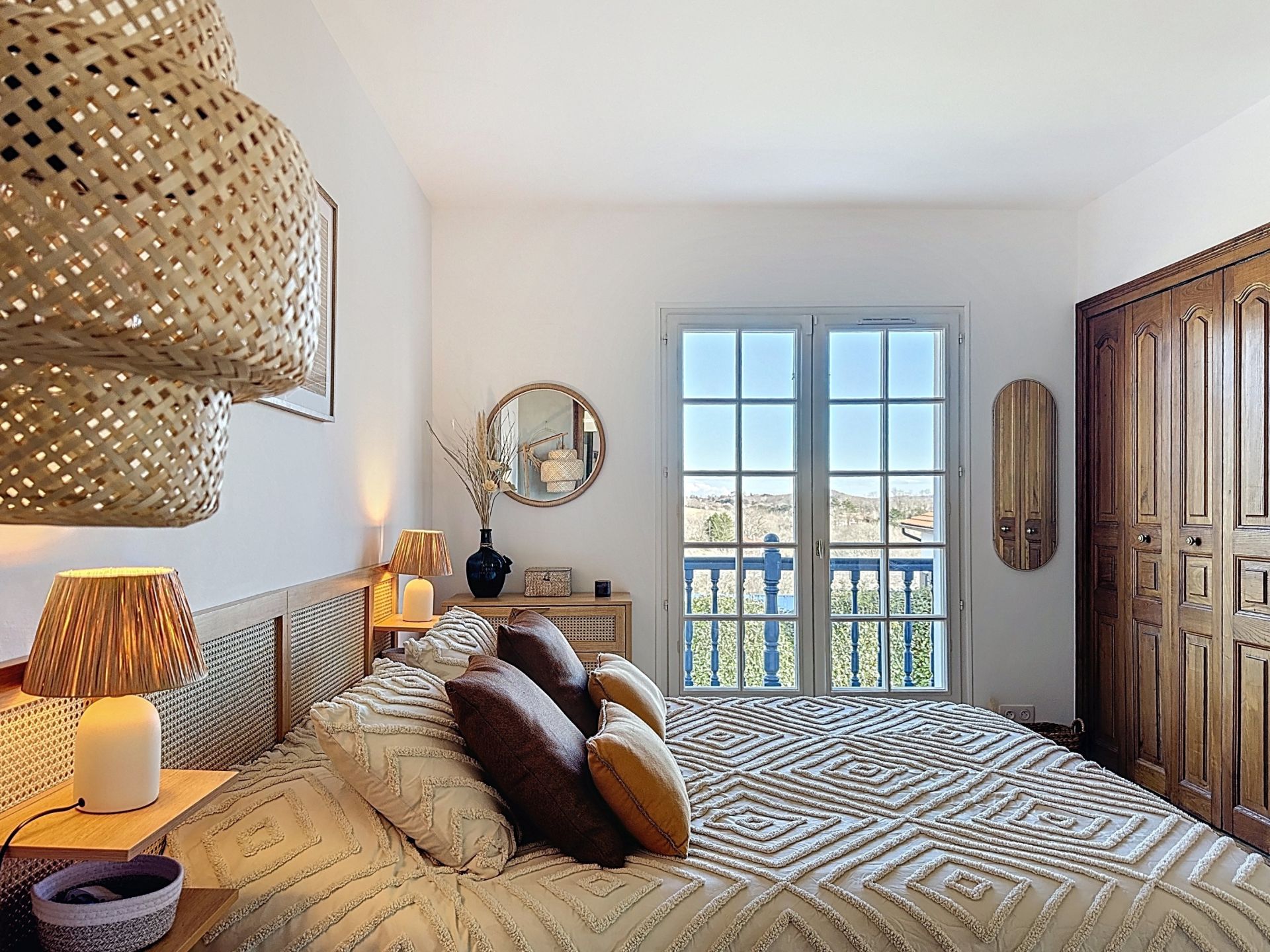 maison de luxe 7 Pièces en vente sur ARBONNE (64210)