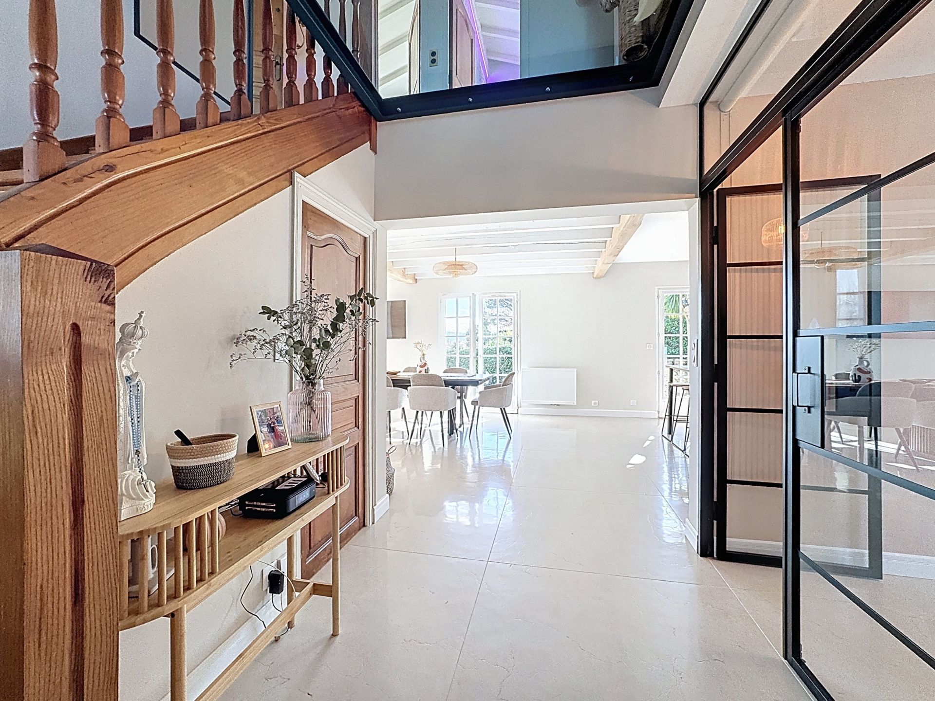 luxury house 7 Rooms for sale on ARBONNE (64210)