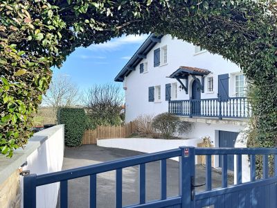 Vente Maison de luxe Arbonne 7&nbsp;Pièces 175&nbsp;m²